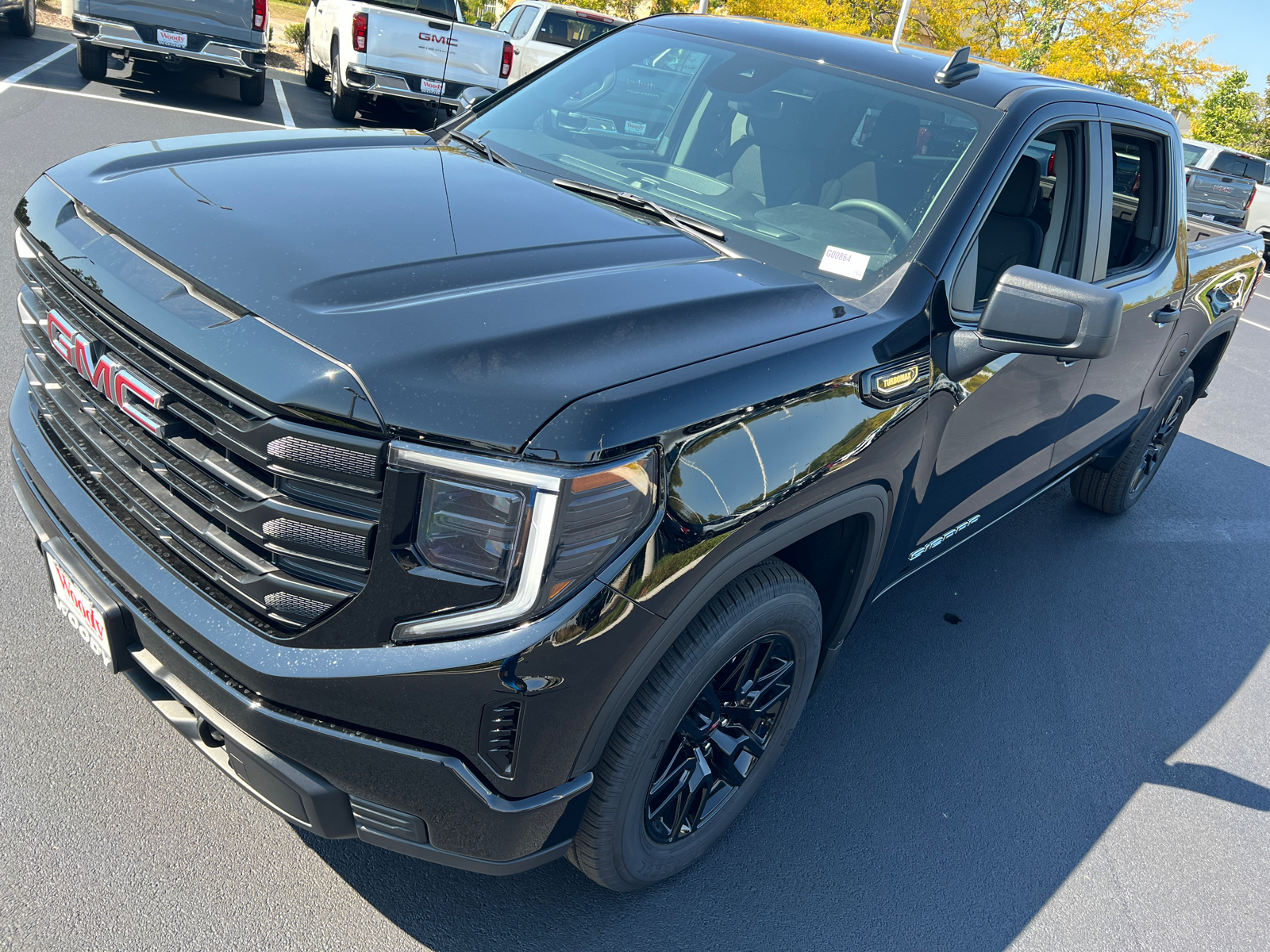 2024 GMC Sierra 1500 Pro 10