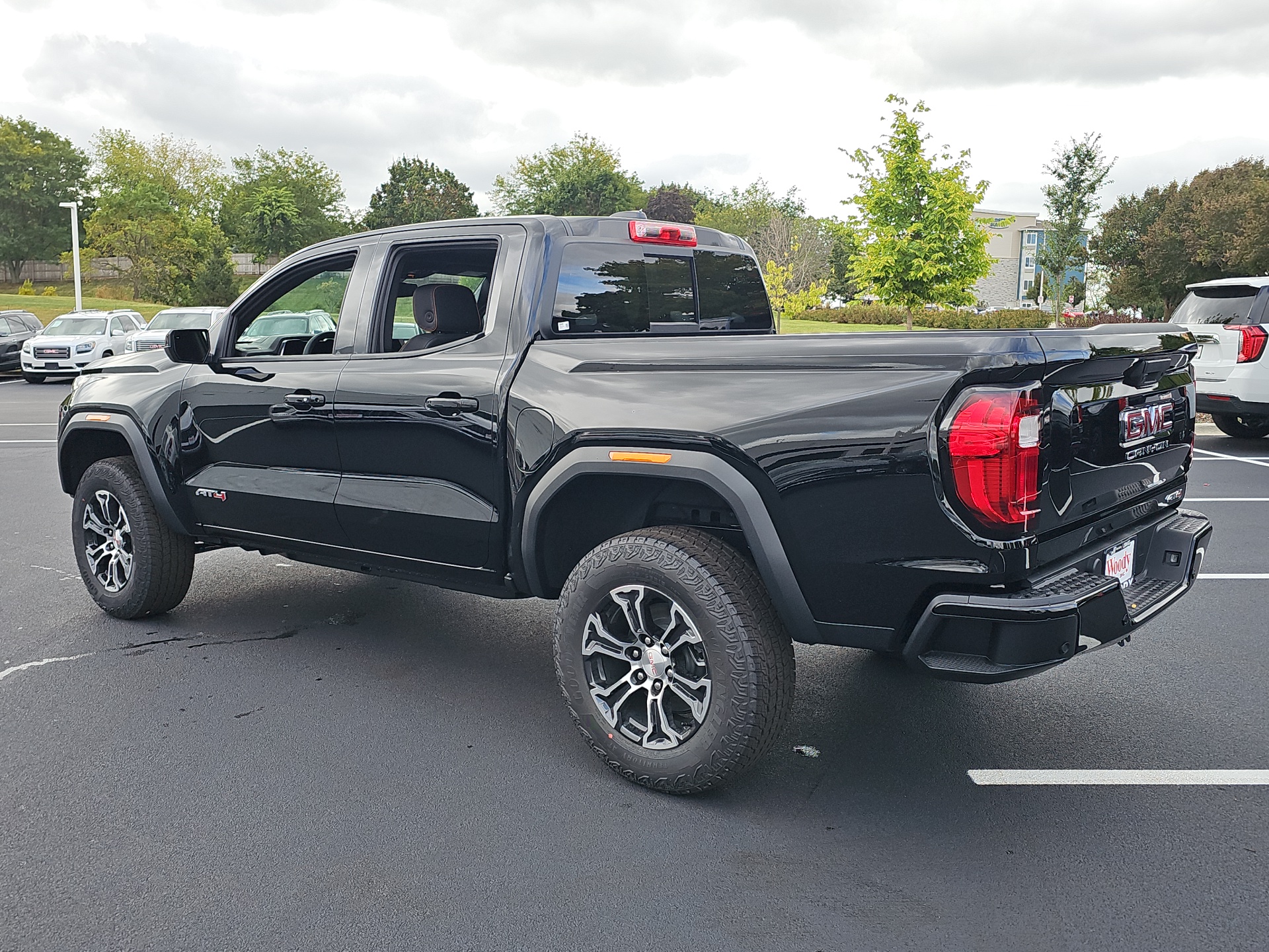 2024 GMC Canyon AT4 6