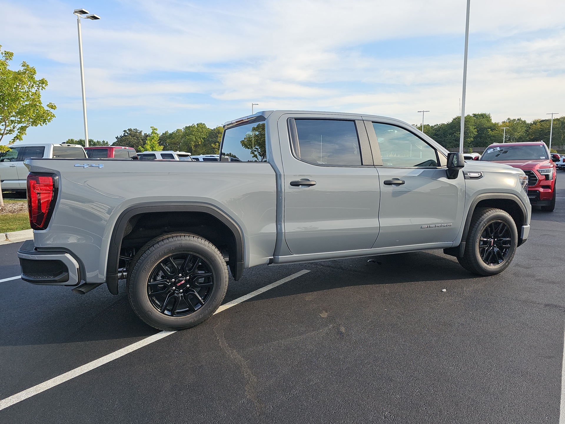 2024 GMC Sierra 1500 Pro 8