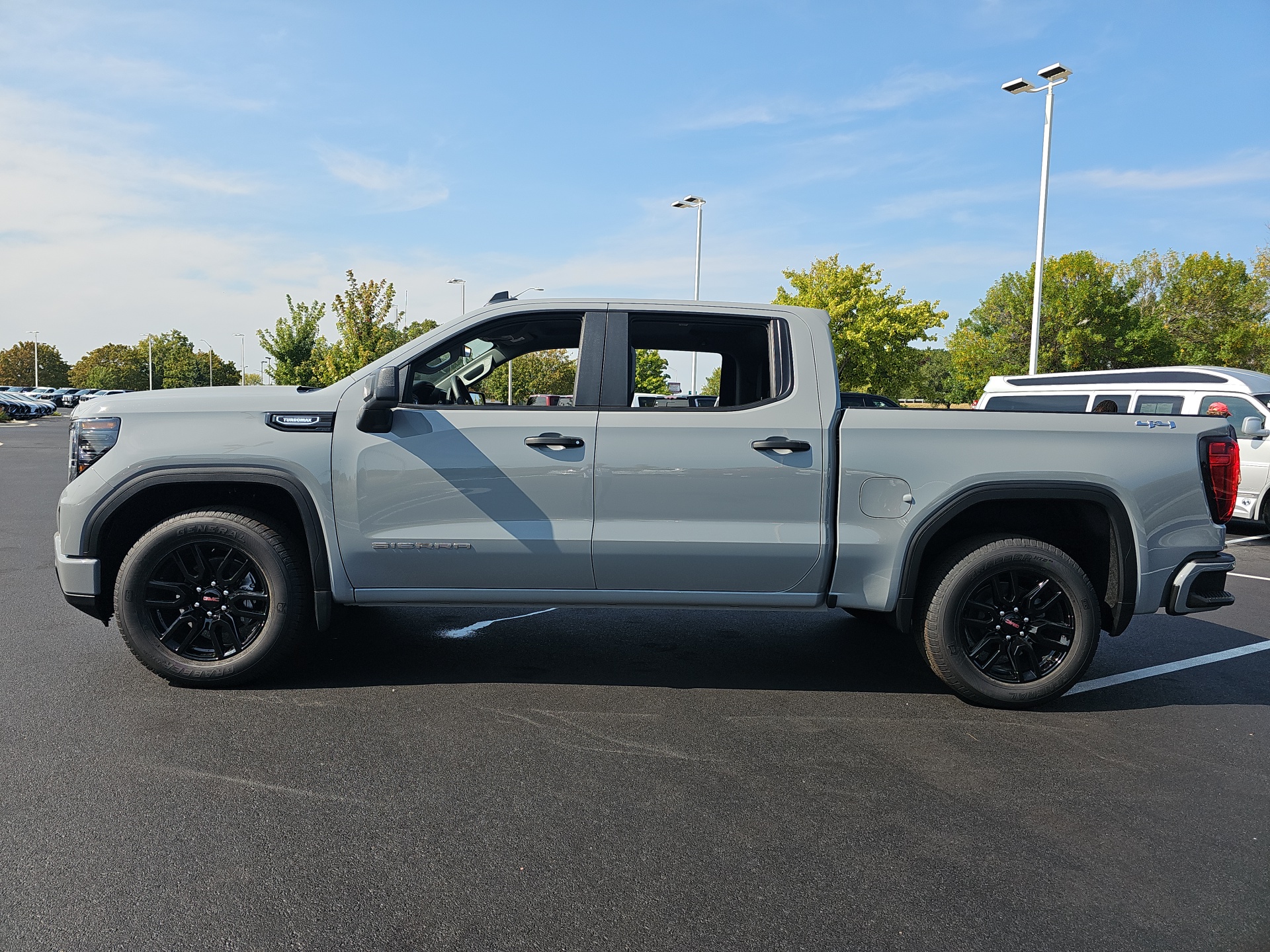 2024 GMC Sierra 1500 Pro 37