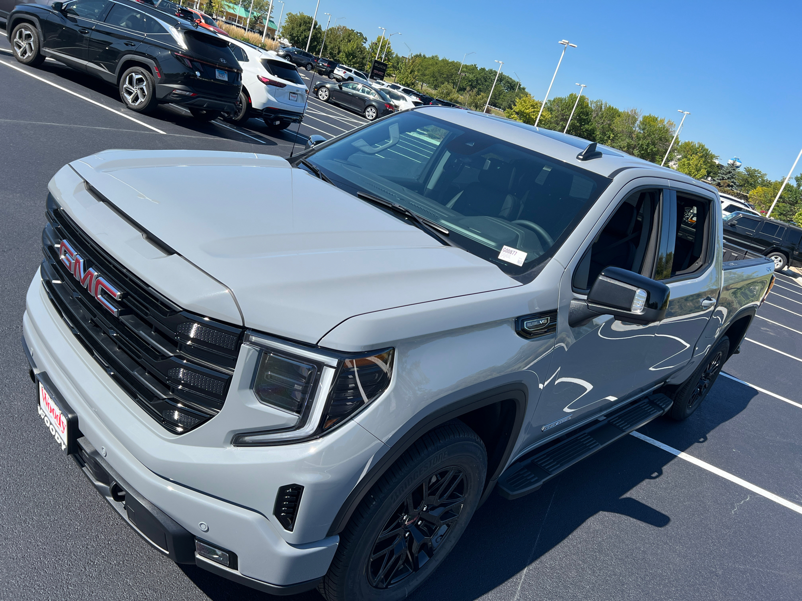 2024 GMC Sierra 1500 Elevation 10