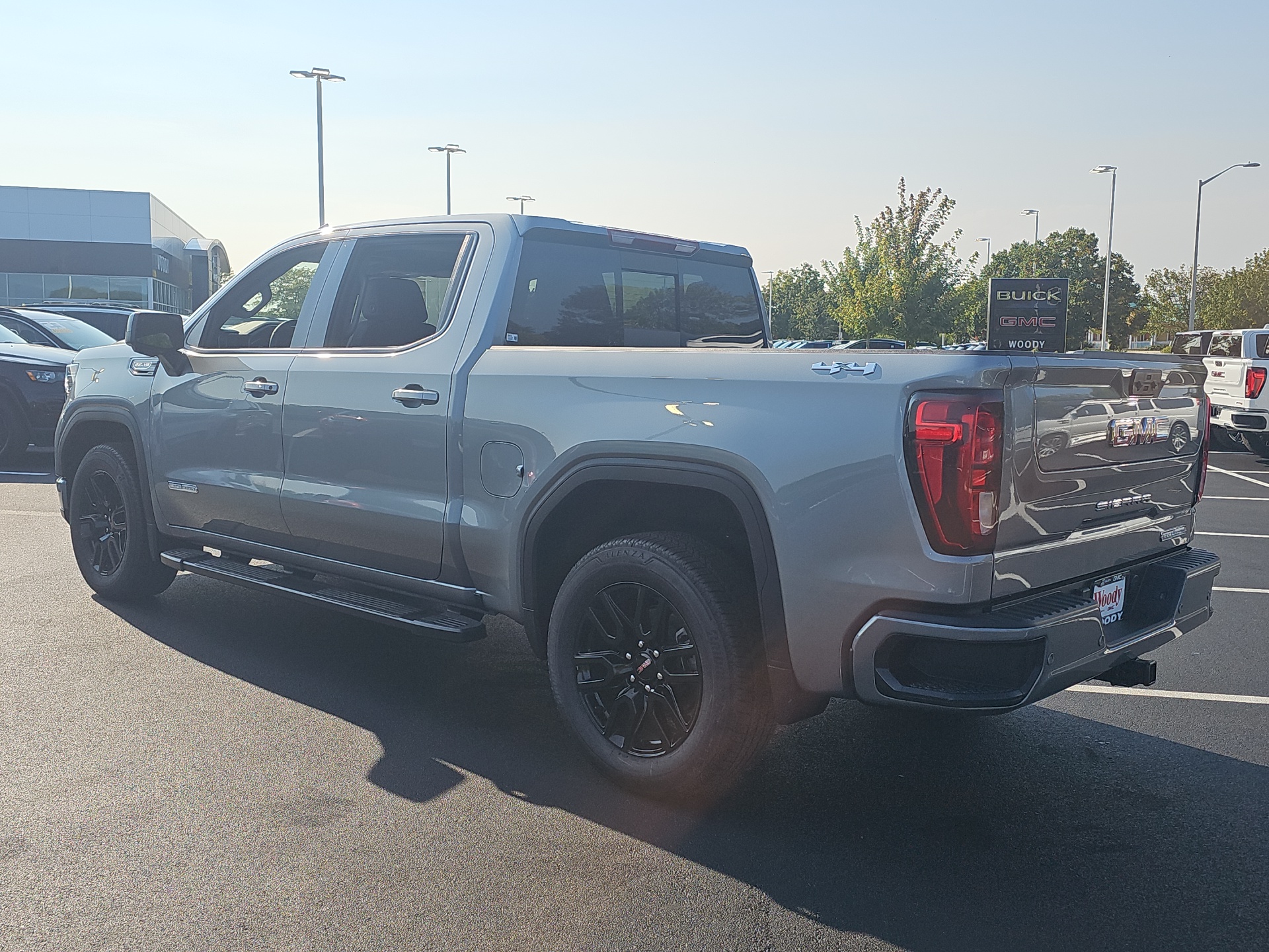 2024 GMC Sierra 1500 Elevation 6