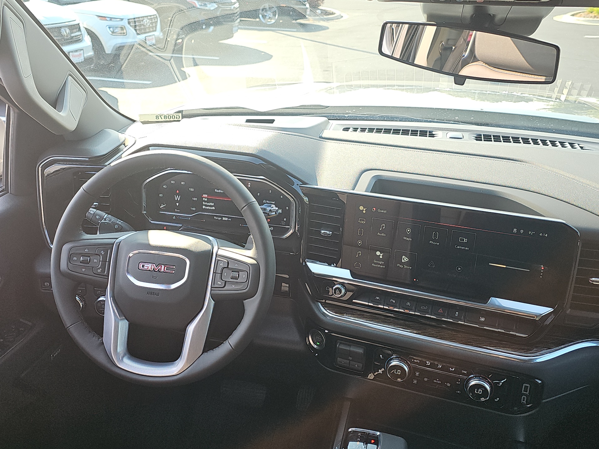 2024 GMC Sierra 1500 Elevation 32