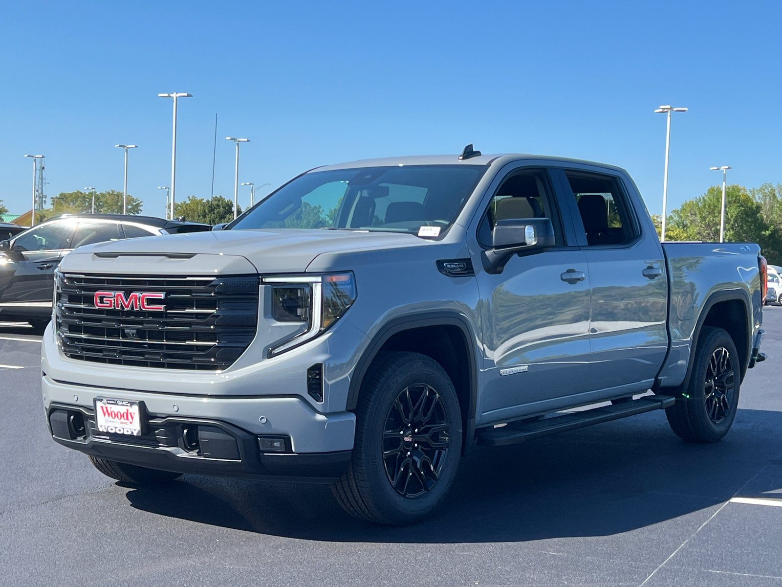 2024 GMC Sierra 1500 Elevation 4