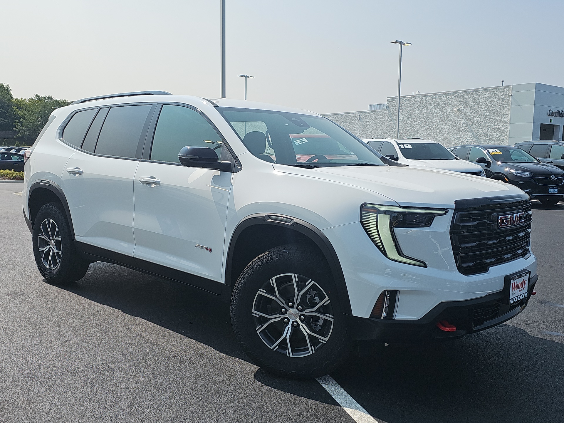 2024 GMC Acadia AT4 2