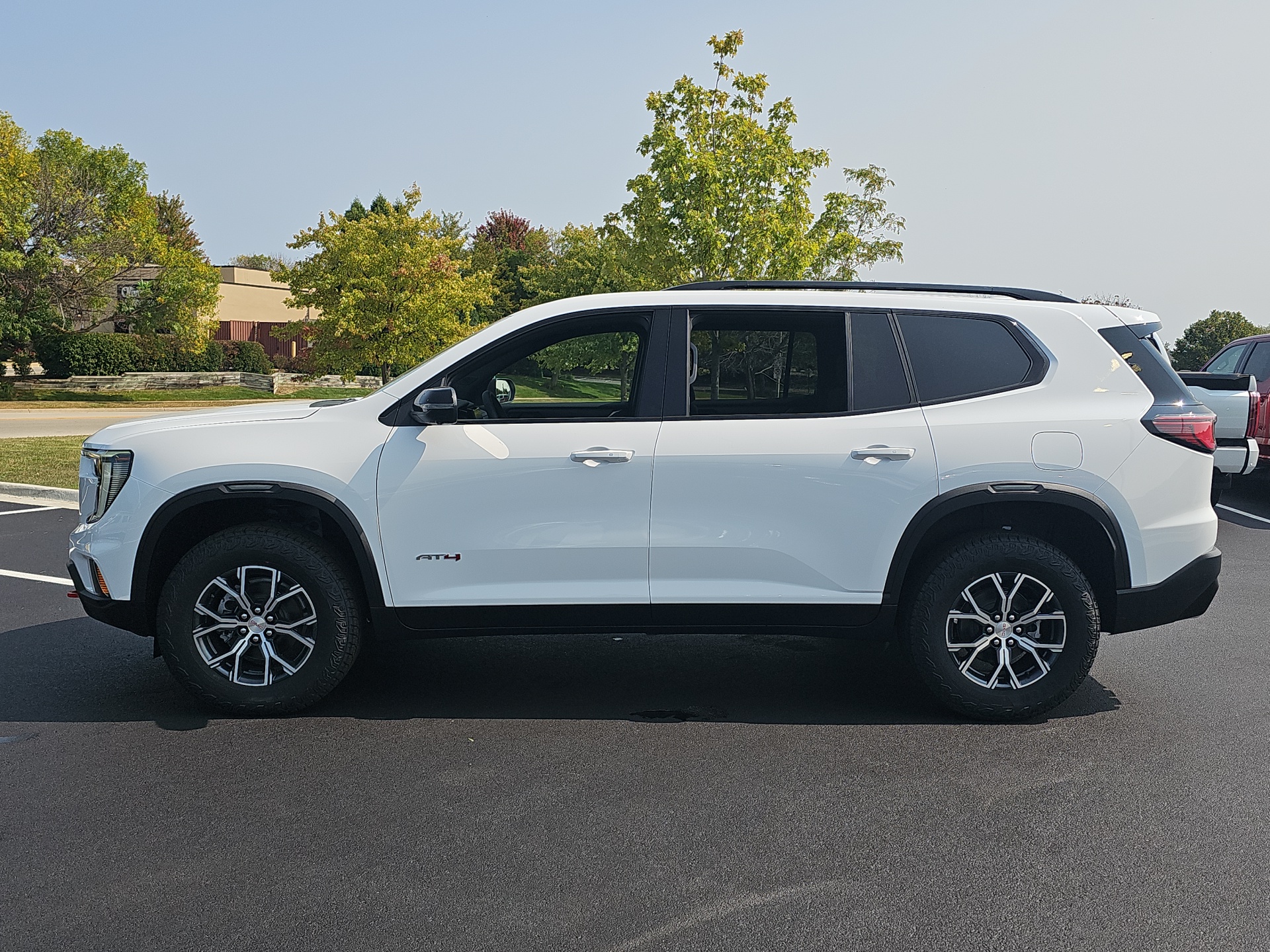 2024 GMC Acadia AT4 5