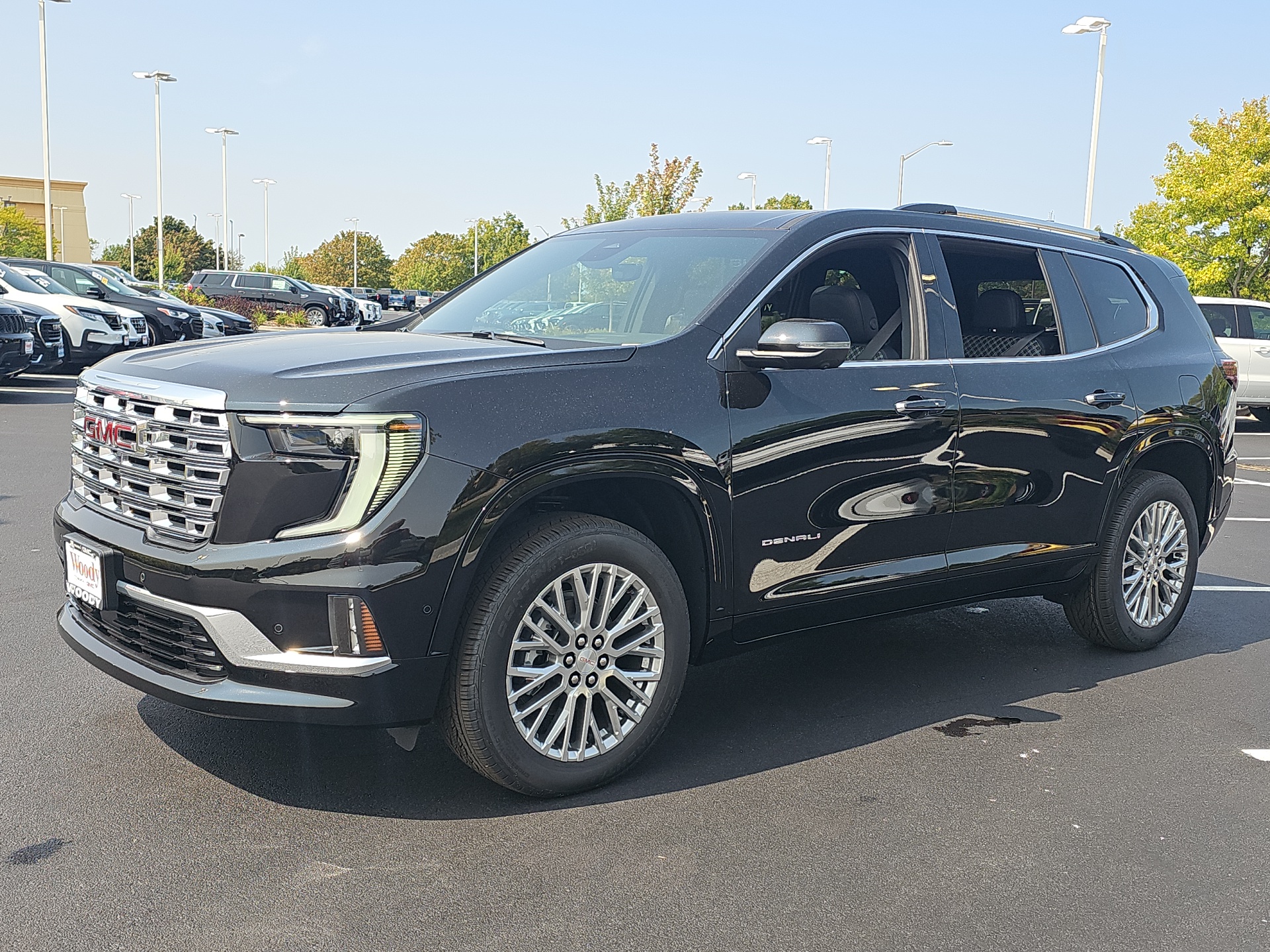 2024 GMC Acadia Denali 4