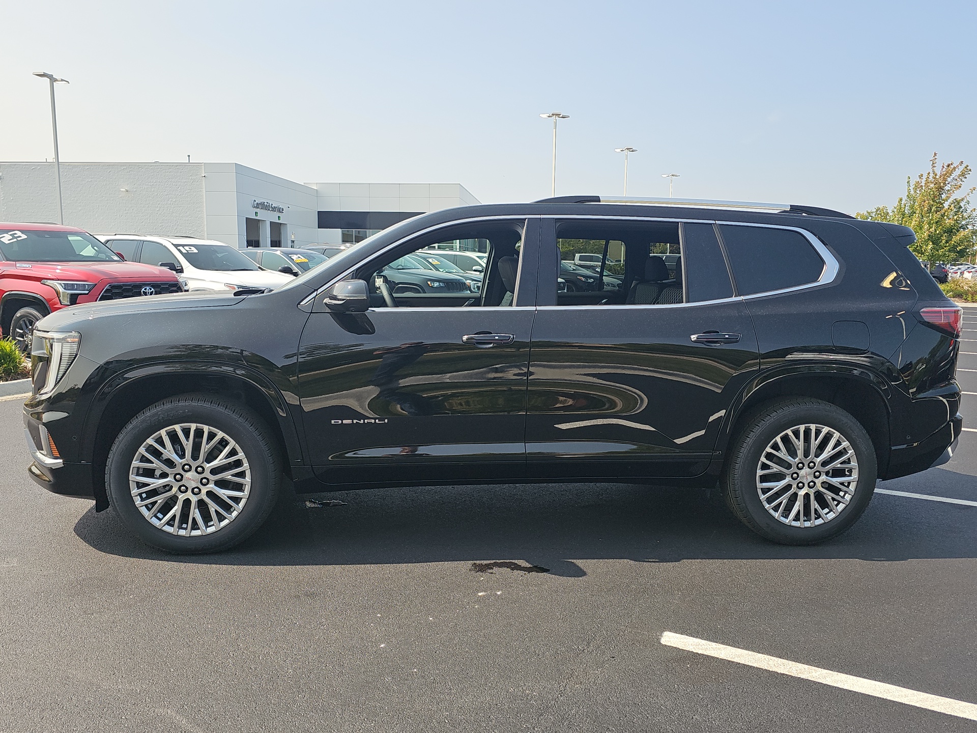 2024 GMC Acadia Denali 5