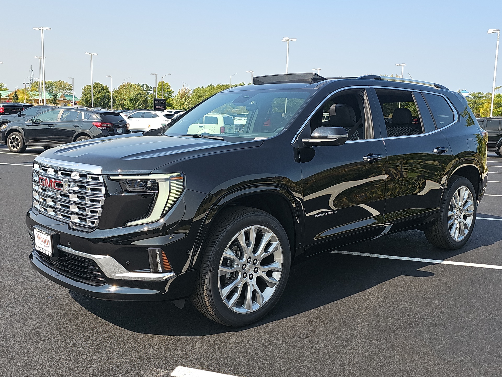 2024 GMC Acadia Denali 4