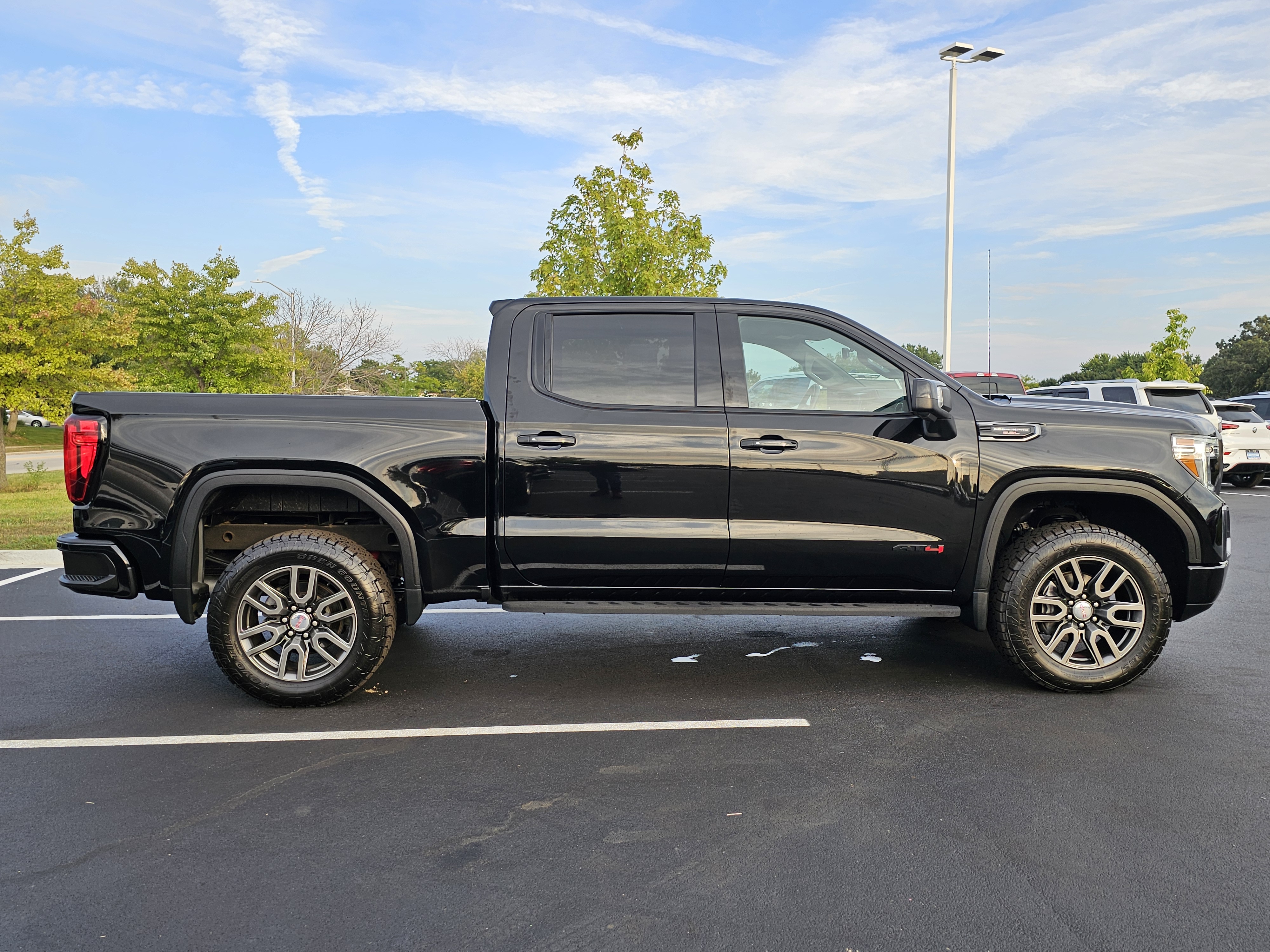 2022 GMC Sierra 1500 Limited AT4 8