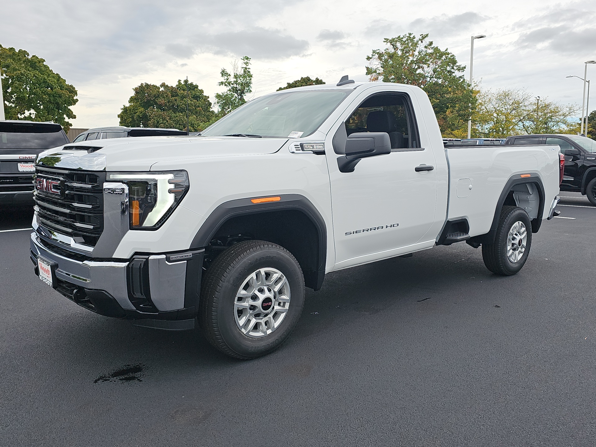 2025 GMC Sierra 2500HD Pro 4