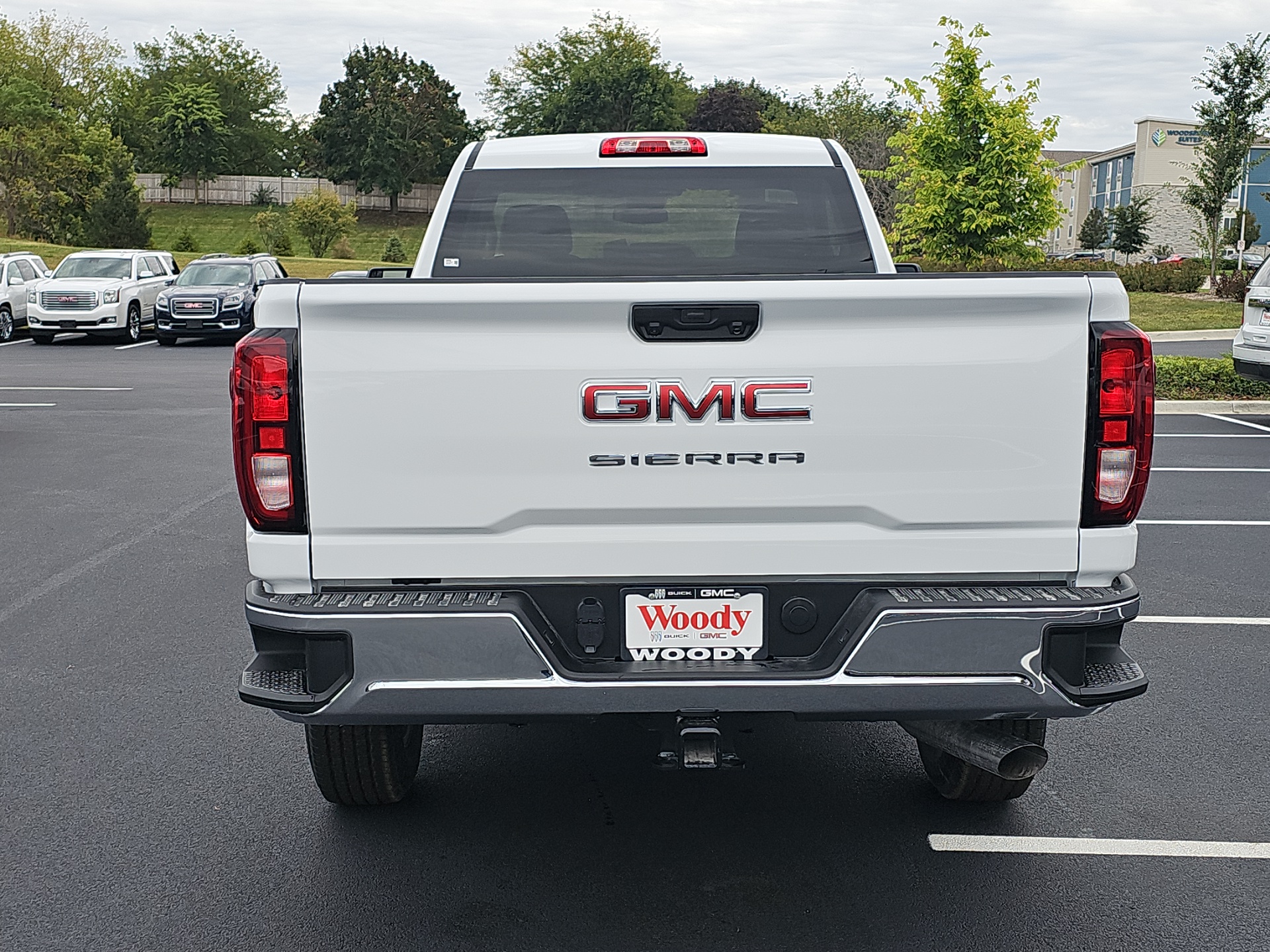 2025 GMC Sierra 2500HD Pro 7