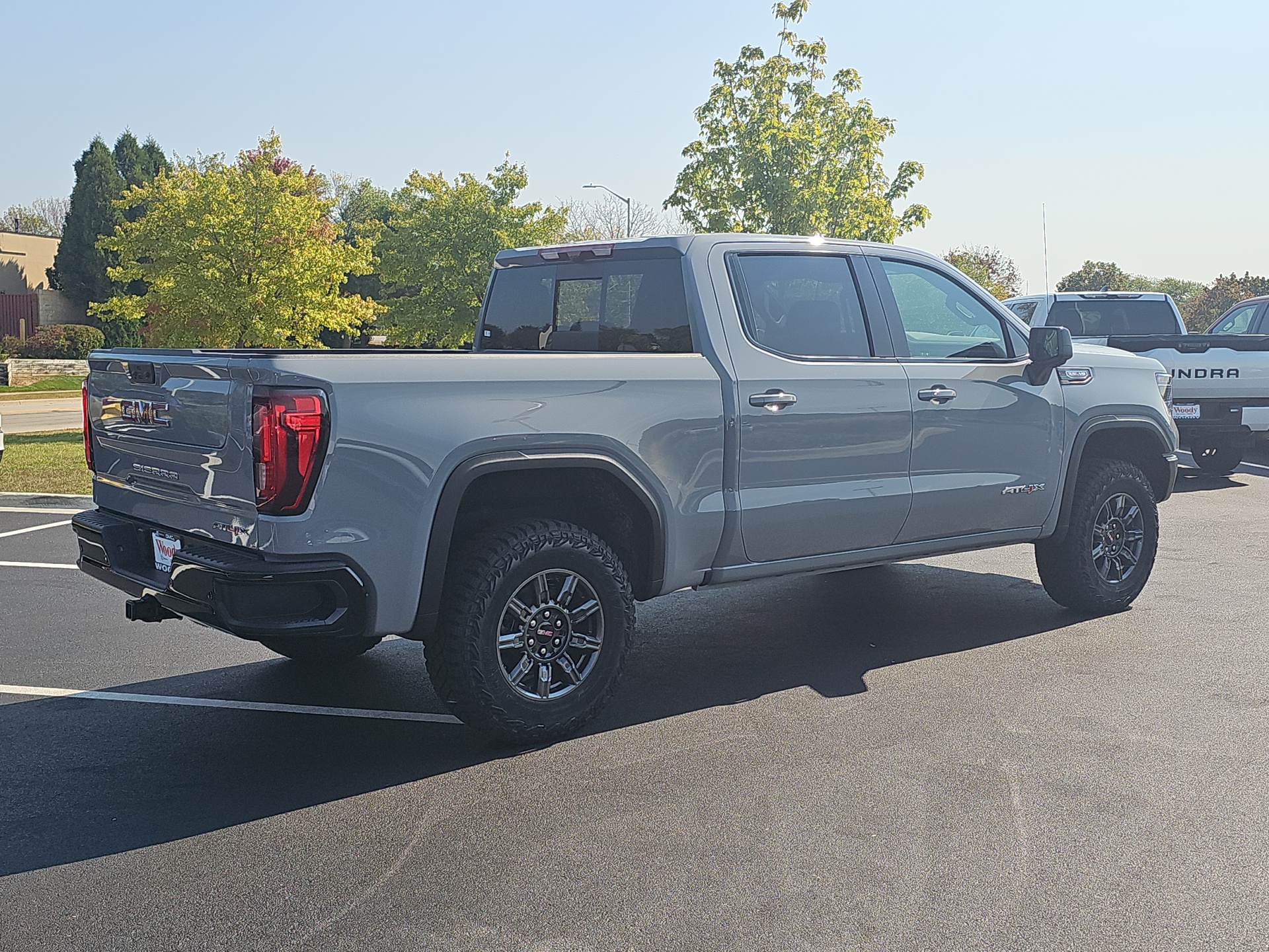 2024 GMC Sierra 1500 AT4X 8