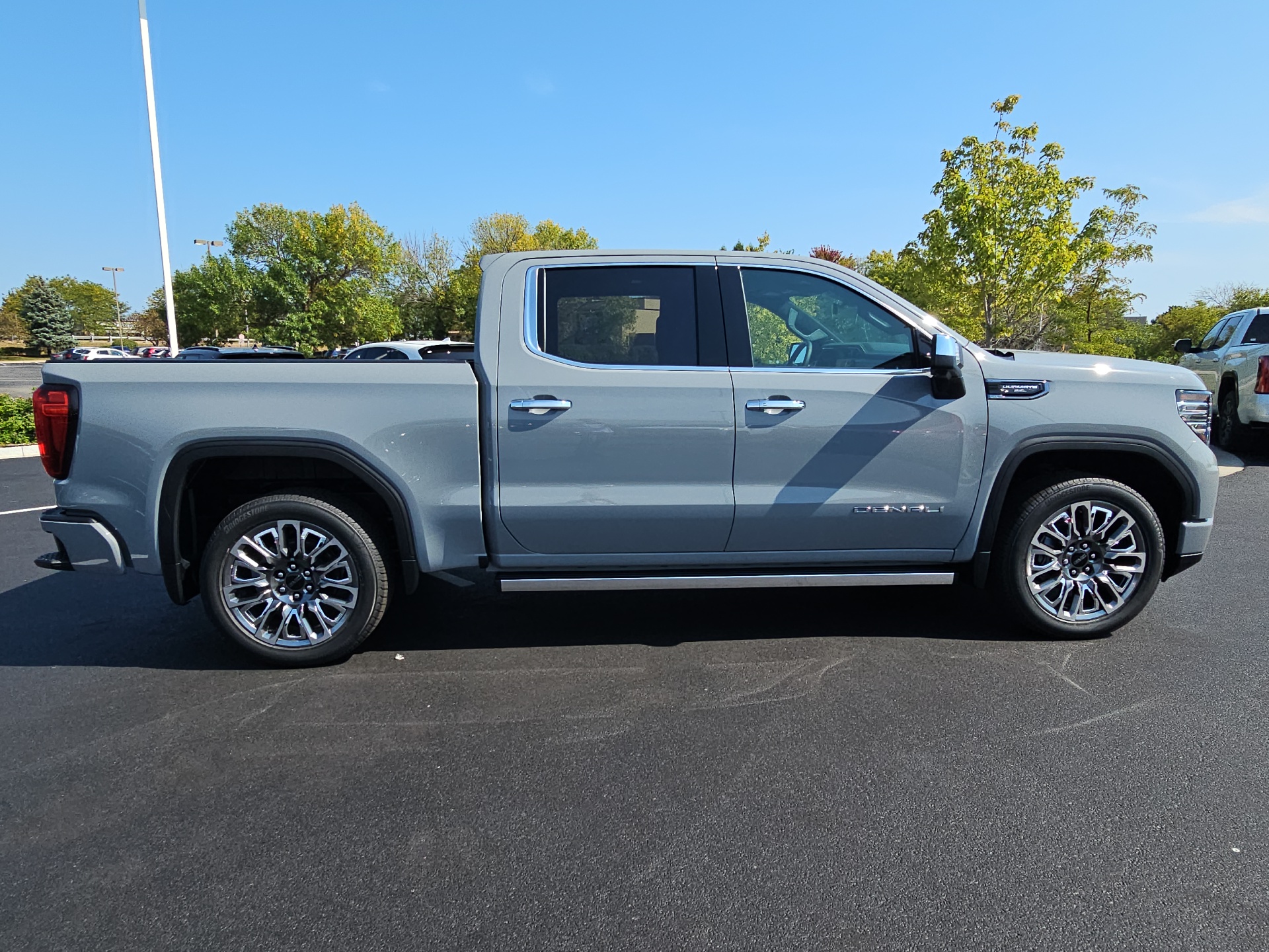 2025 GMC Sierra 1500 Denali Ultimate 9