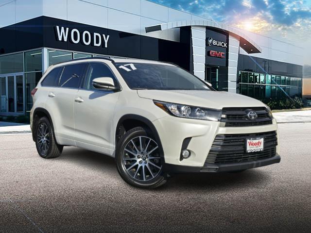 2017 Toyota Highlander XLE 1