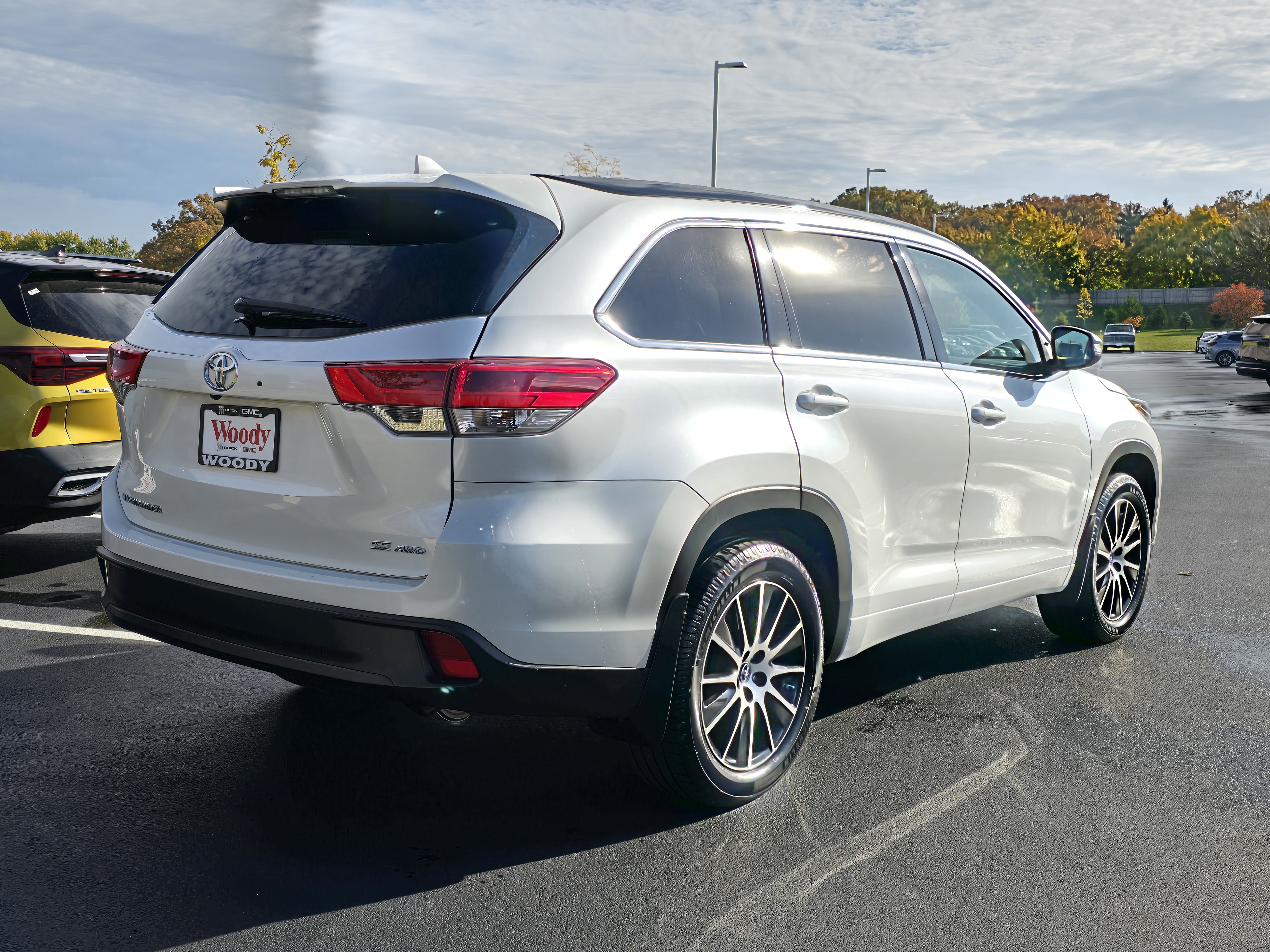 2017 Toyota Highlander XLE 8