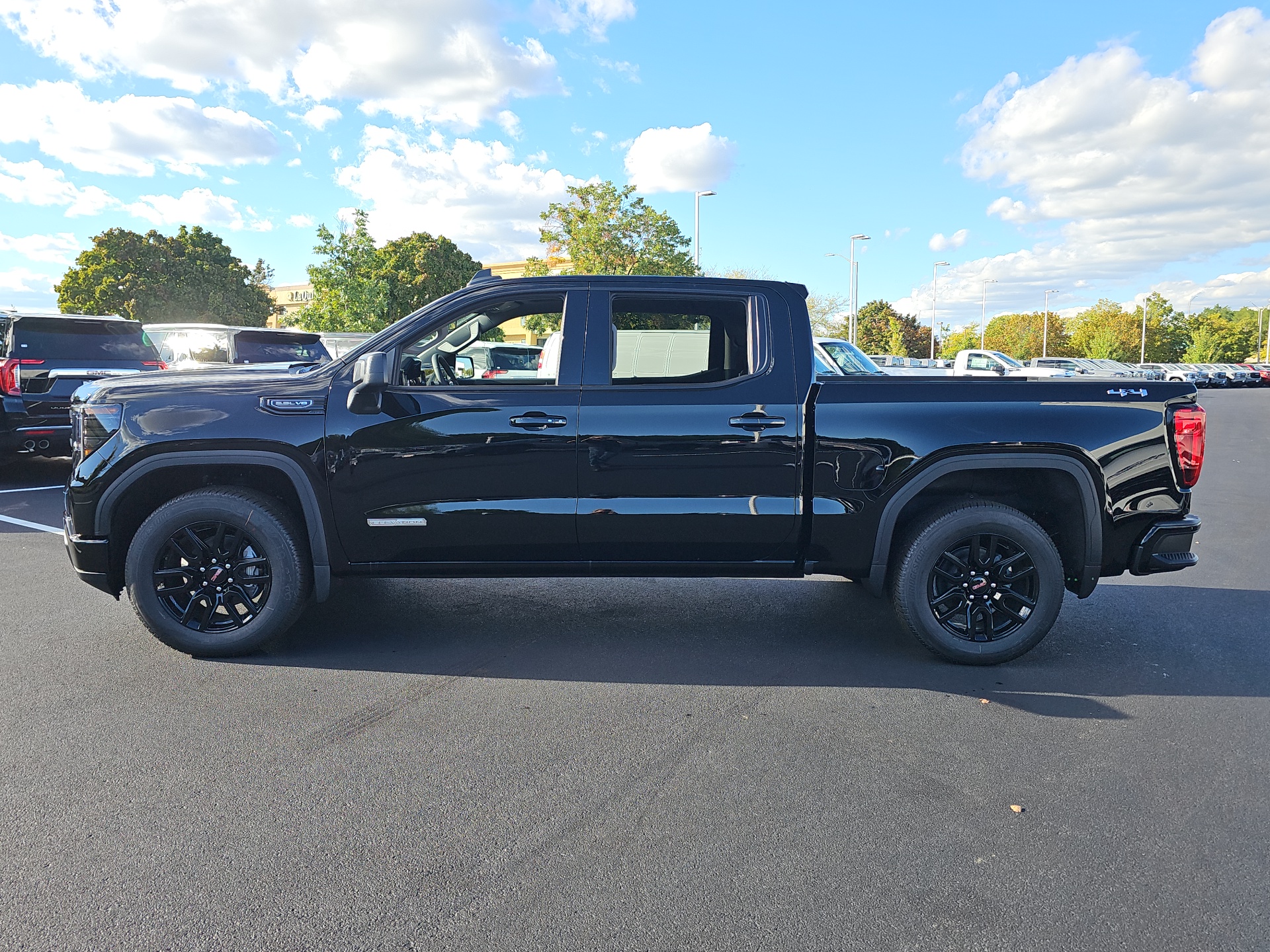 2024 GMC Sierra 1500 Elevation 5