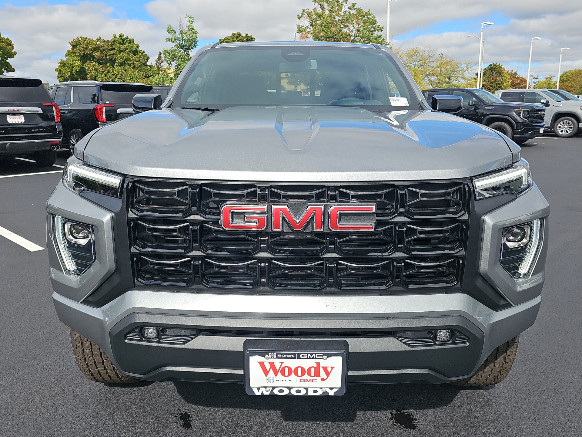 2024 GMC Canyon Elevation 3