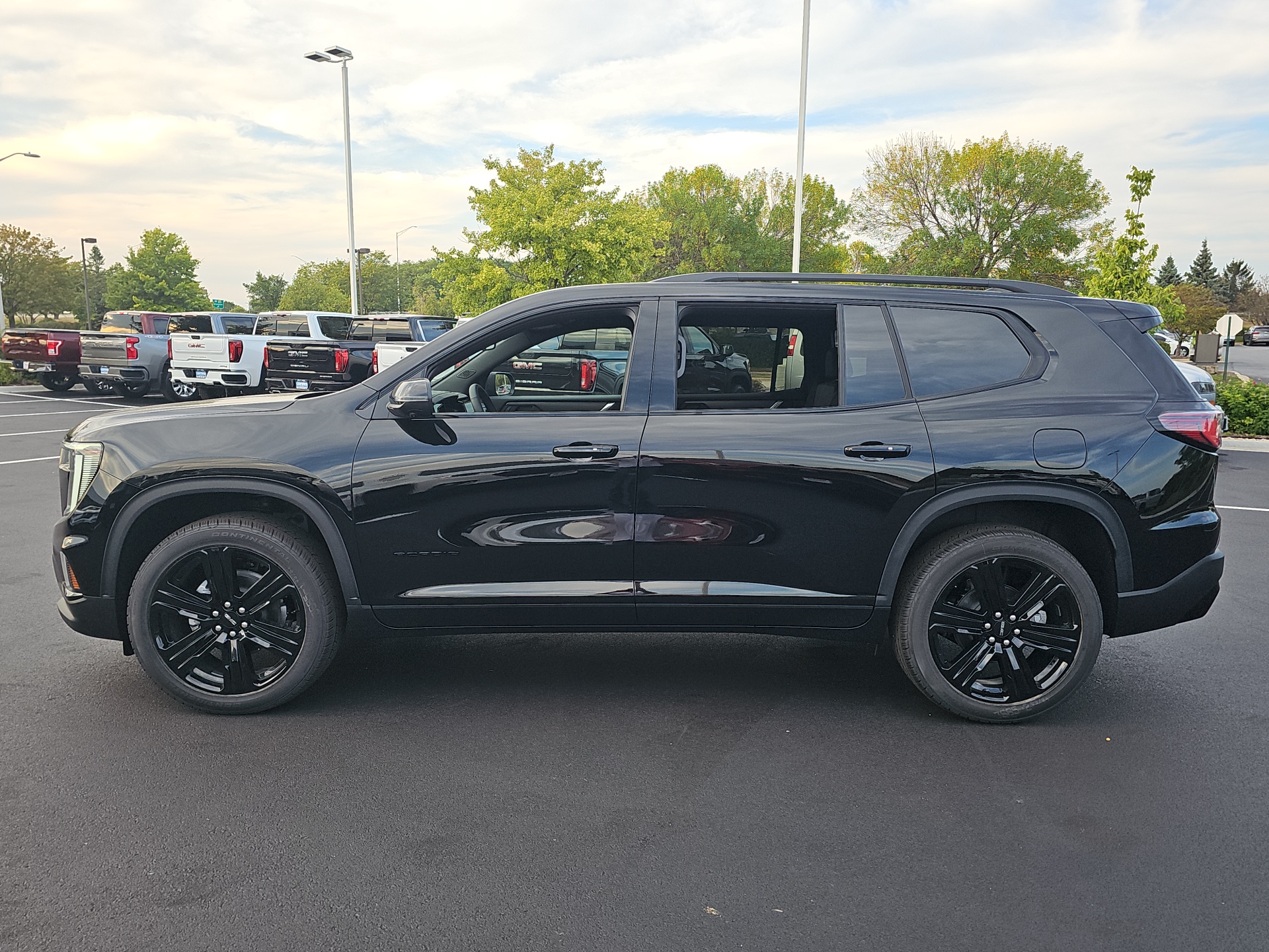 2024 GMC Acadia Elevation 5