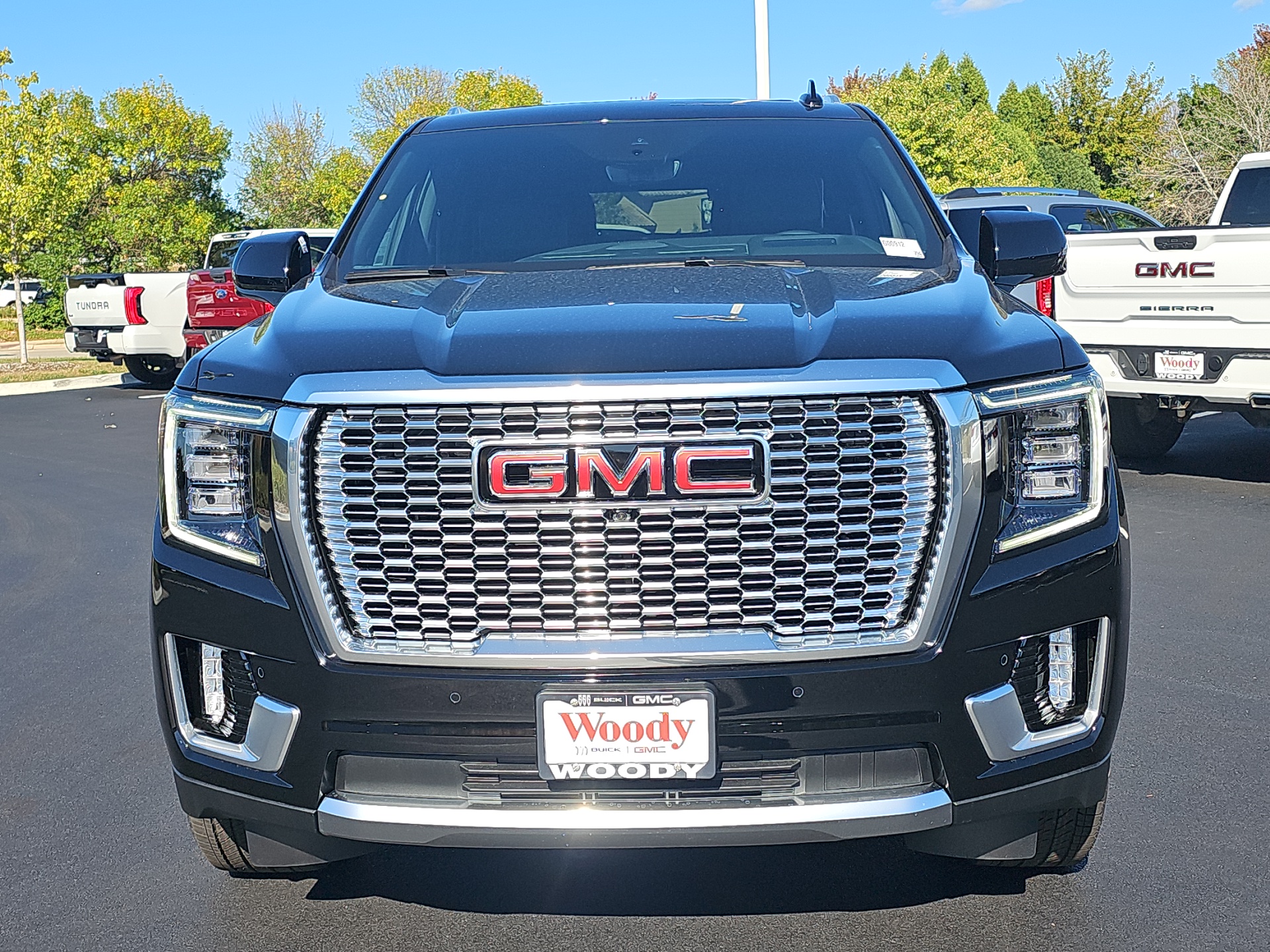 2024 GMC Yukon Denali 3