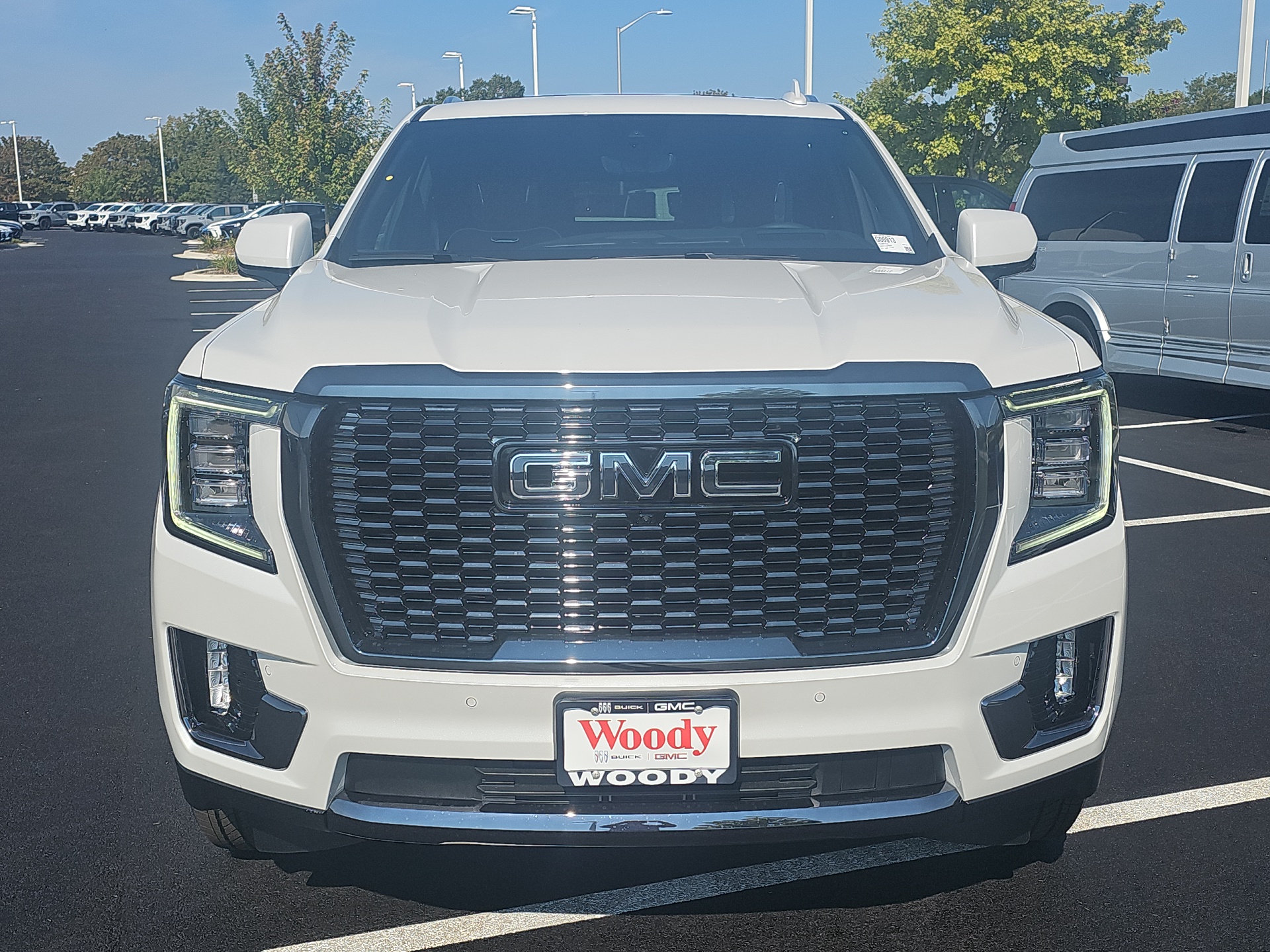 2024 GMC Yukon Denali Ultimate 3