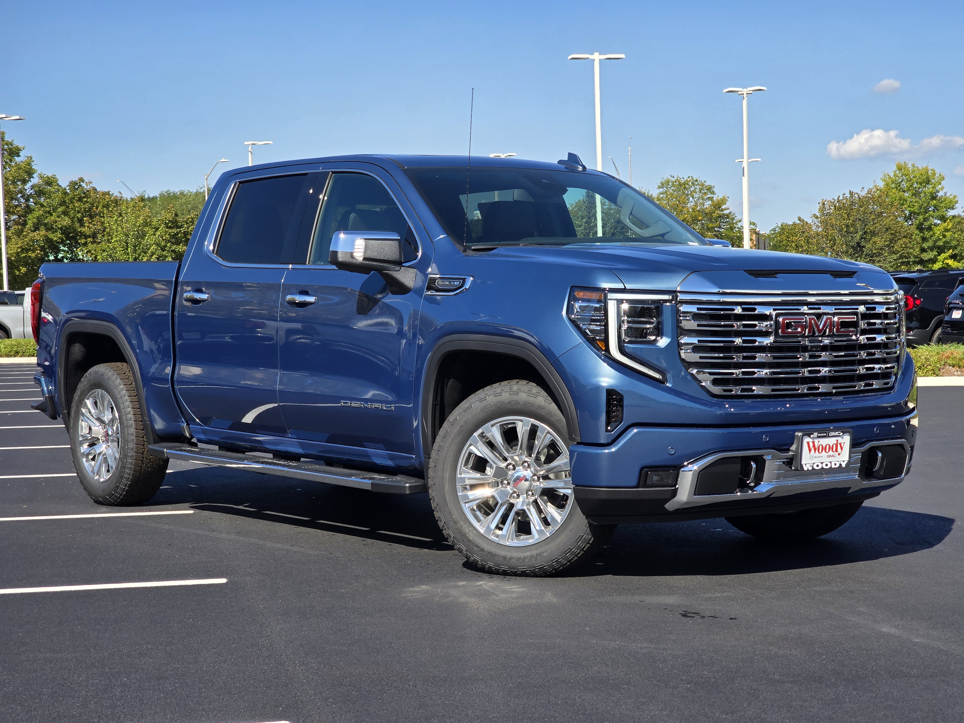 2025 GMC Sierra 1500 Denali 2