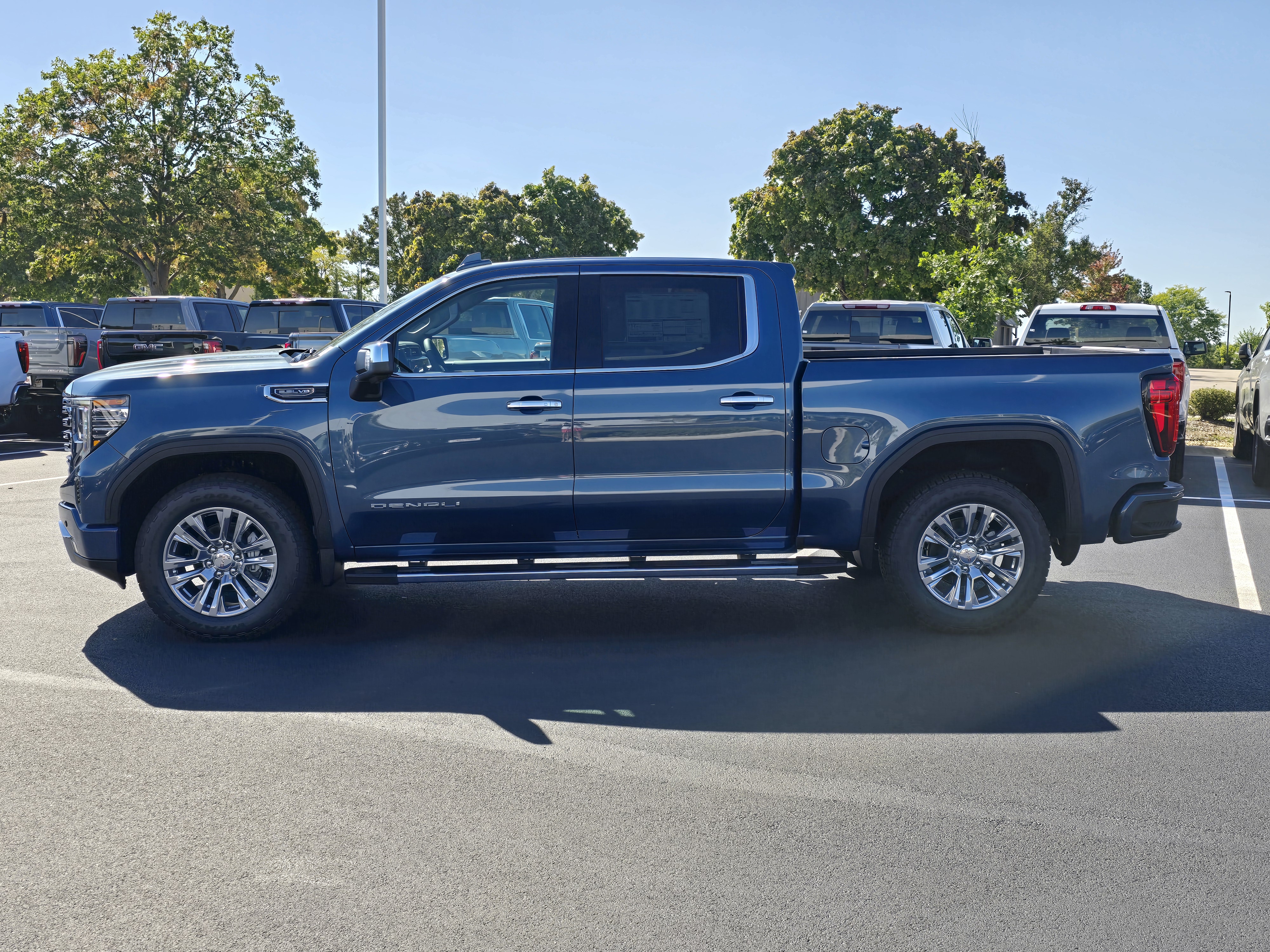 2025 GMC Sierra 1500 Denali 6