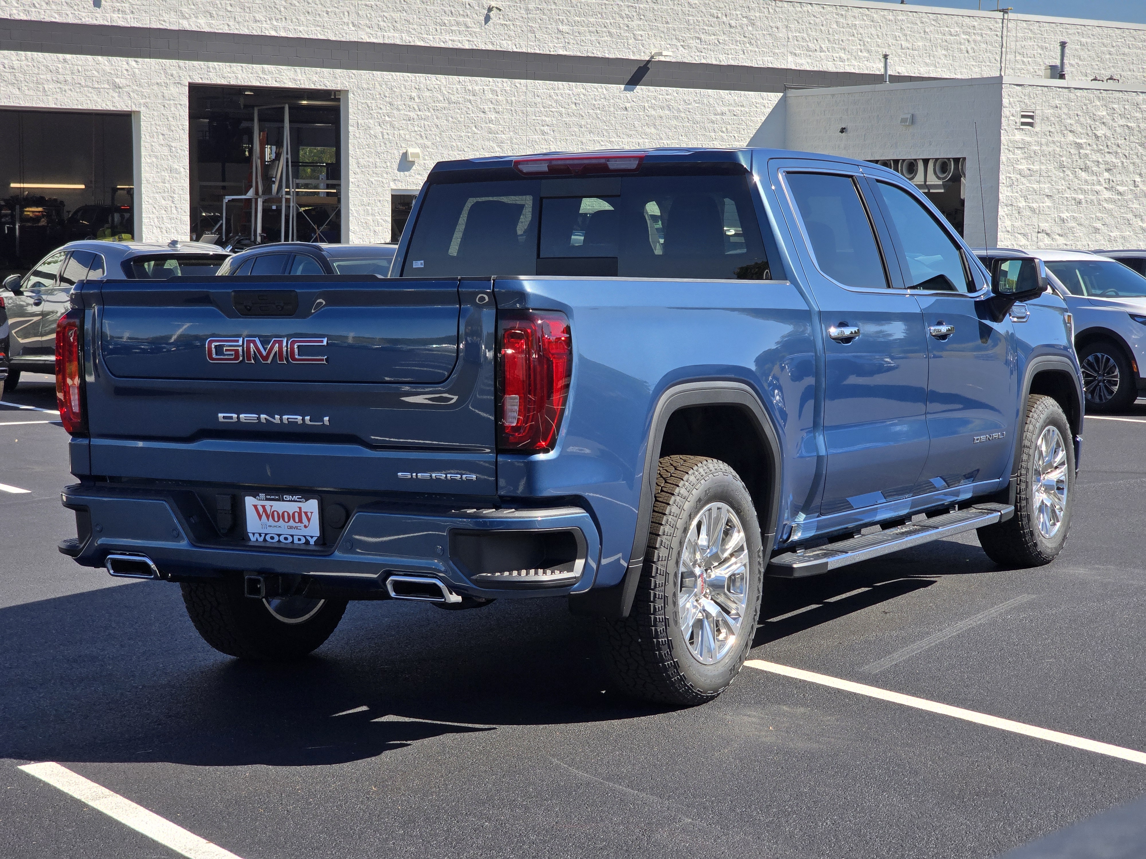 2025 GMC Sierra 1500 Denali 11