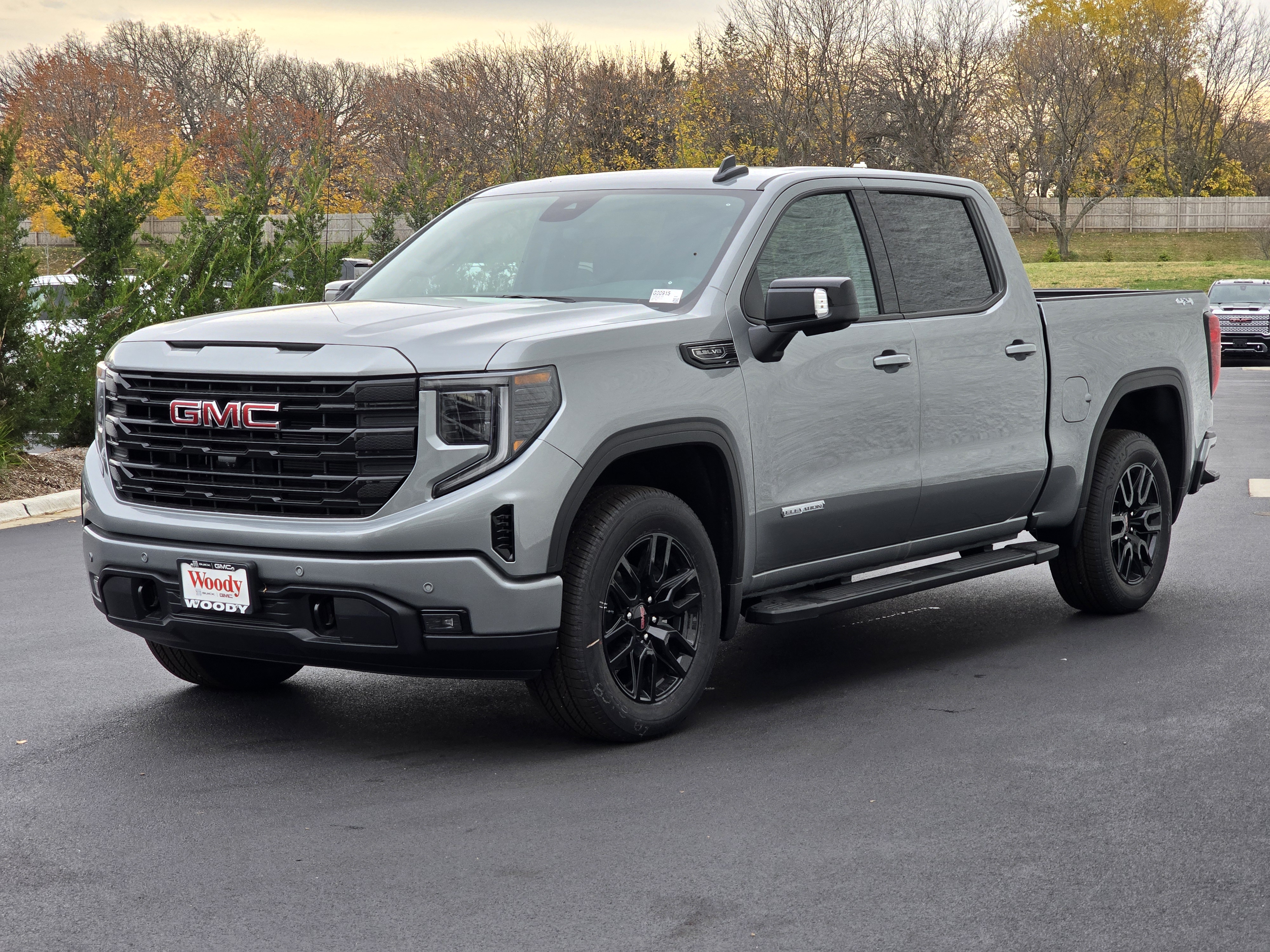 2025 GMC Sierra 1500 Elevation 10