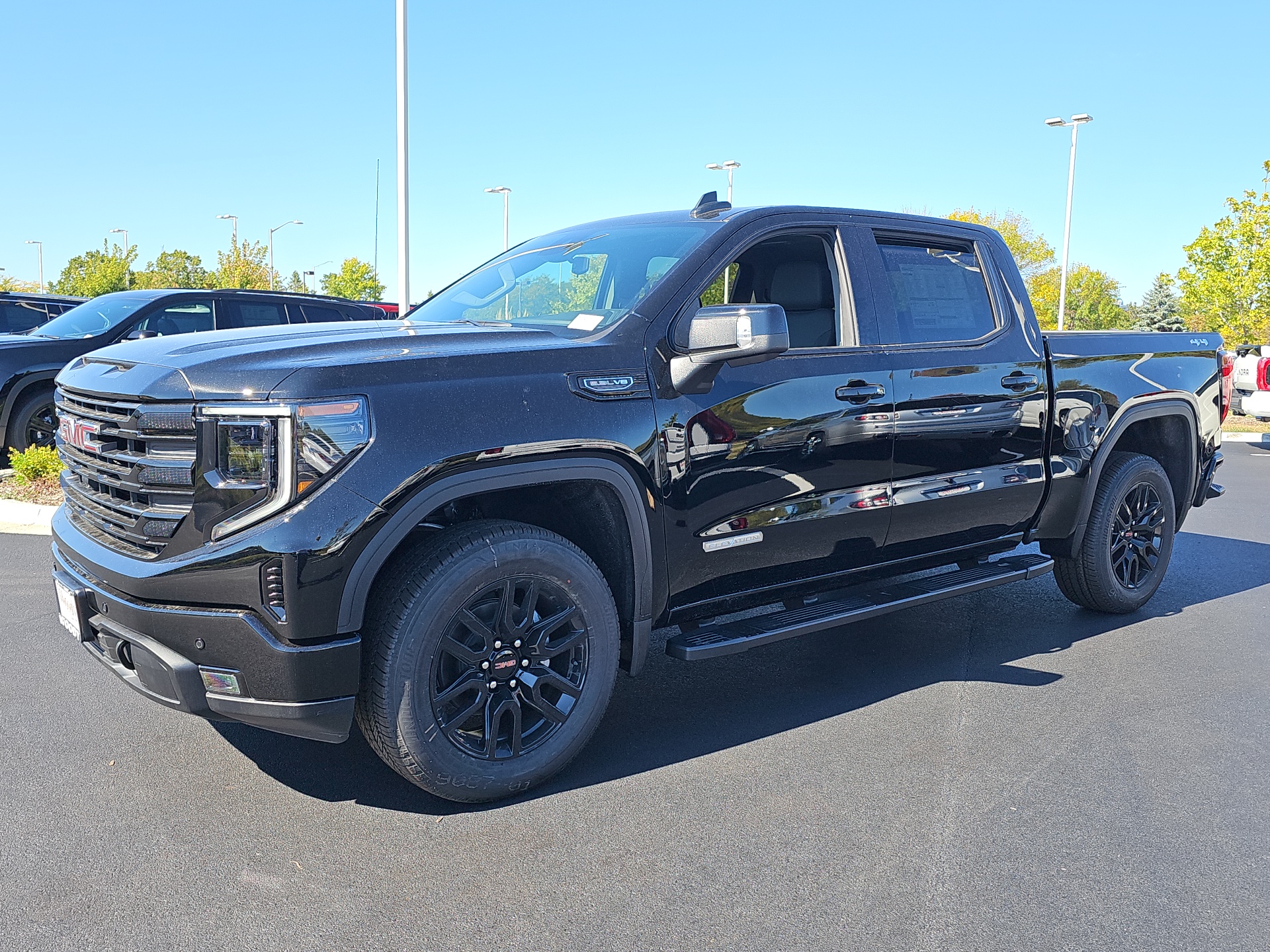 2025 GMC Sierra 1500 Elevation 4