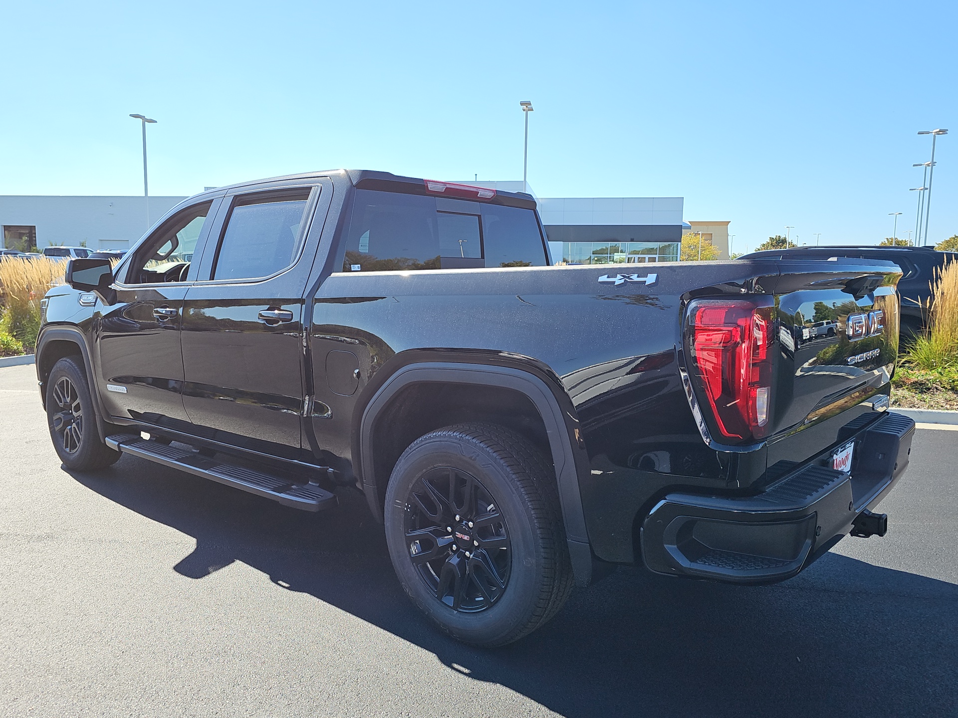 2025 GMC Sierra 1500 Elevation 6