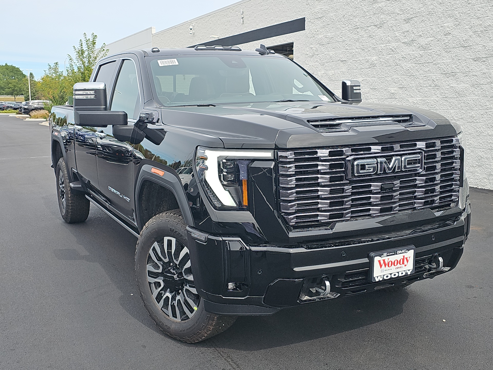 2025 GMC Sierra 2500HD Denali Ultimate 2