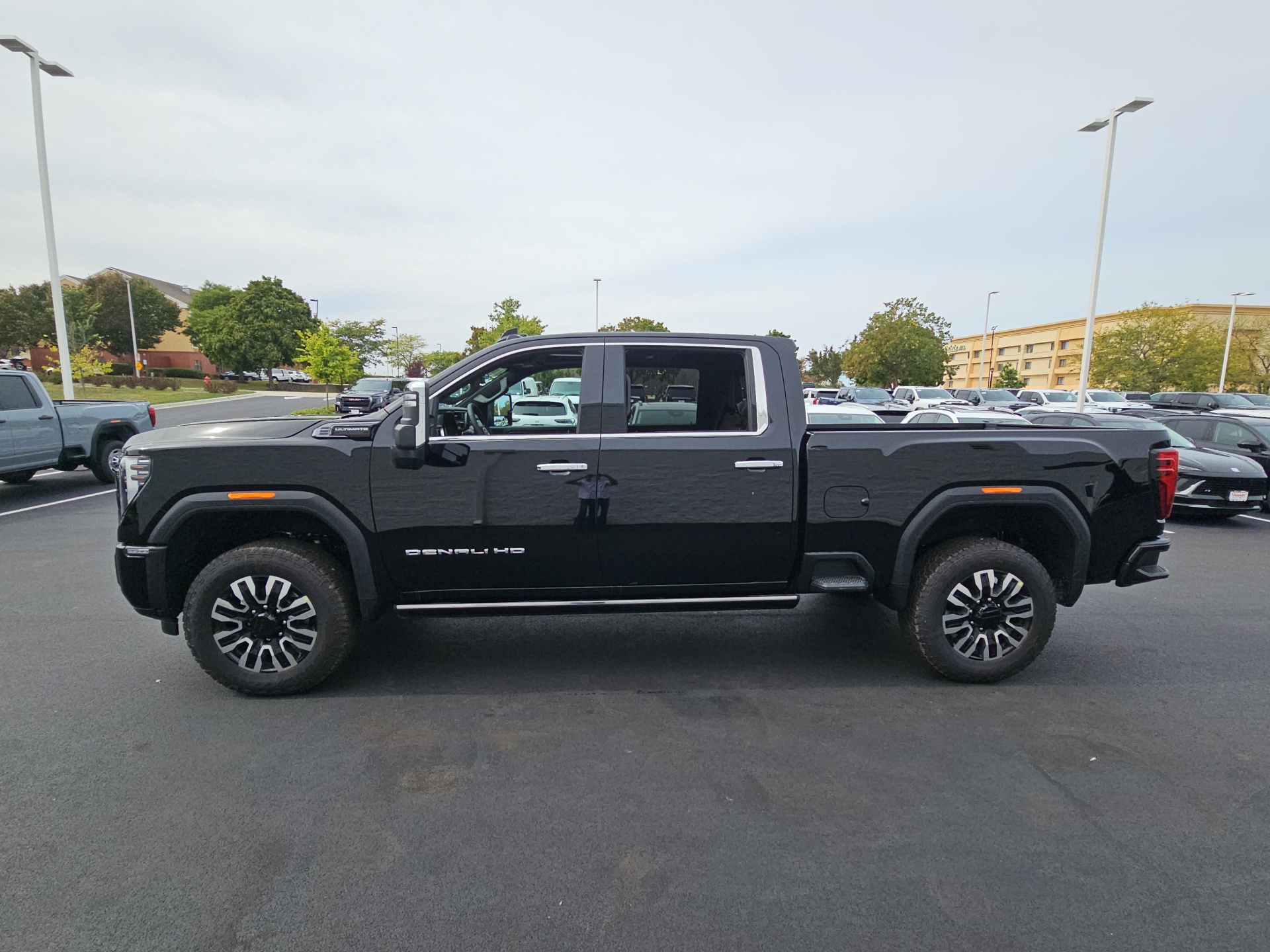 2025 GMC Sierra 2500HD Denali Ultimate 5