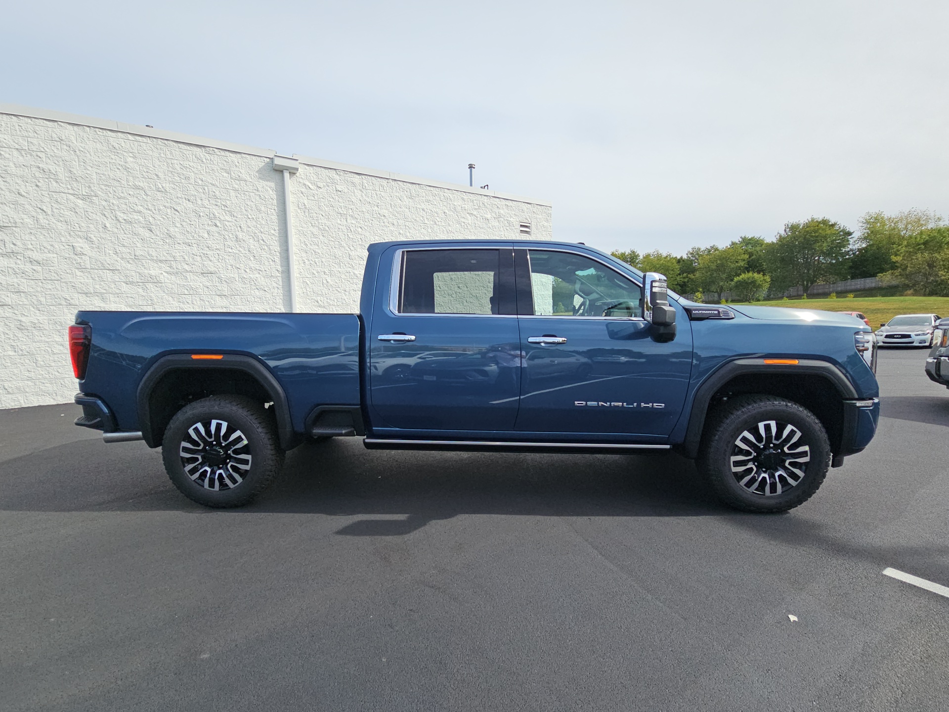 2025 GMC Sierra 2500HD Denali Ultimate 9