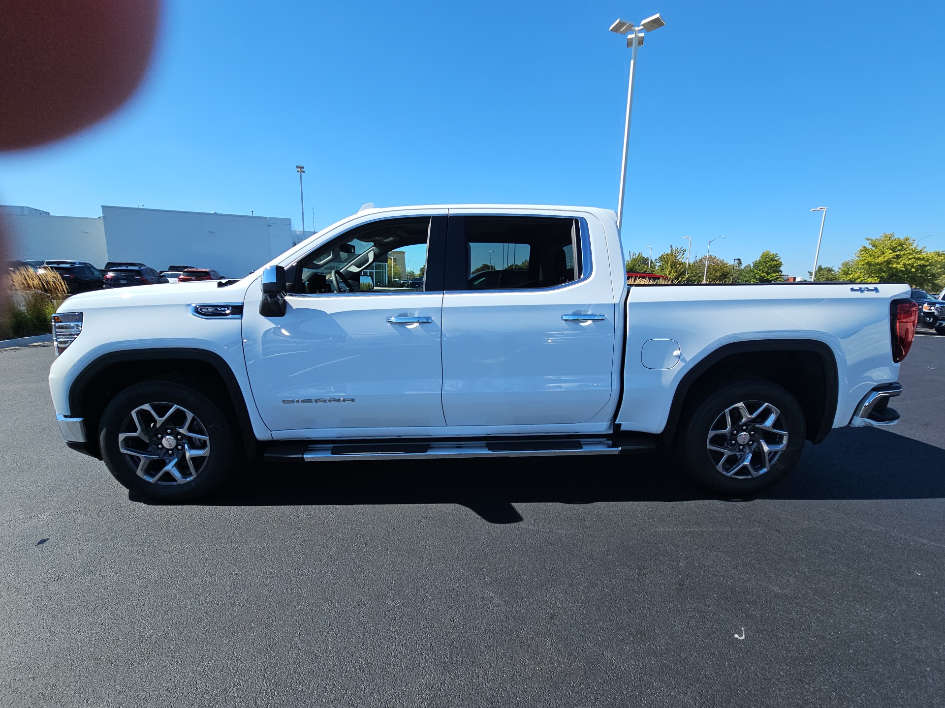 2025 GMC Sierra 1500 SLT 5