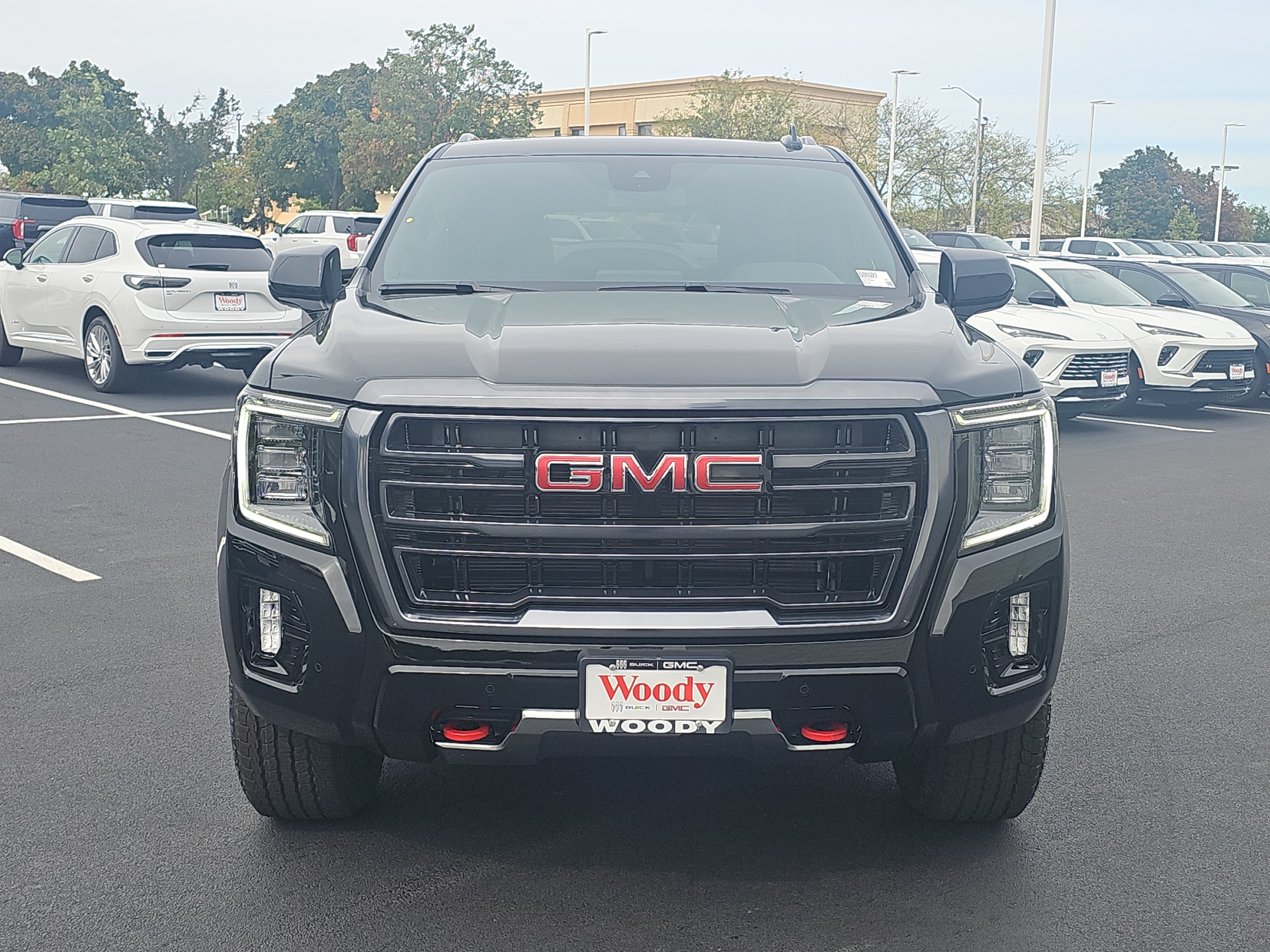 2024 GMC Yukon AT4 3