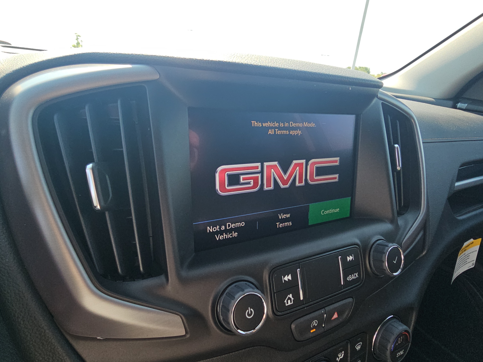 2024 GMC Terrain AT4 24