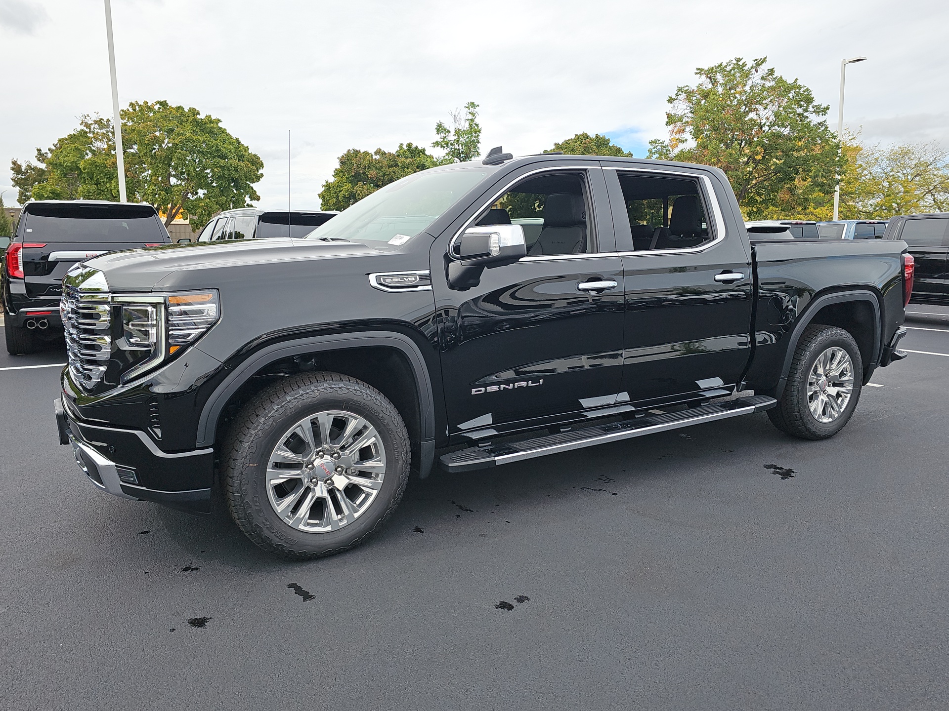 2025 GMC Sierra 1500 Denali 4