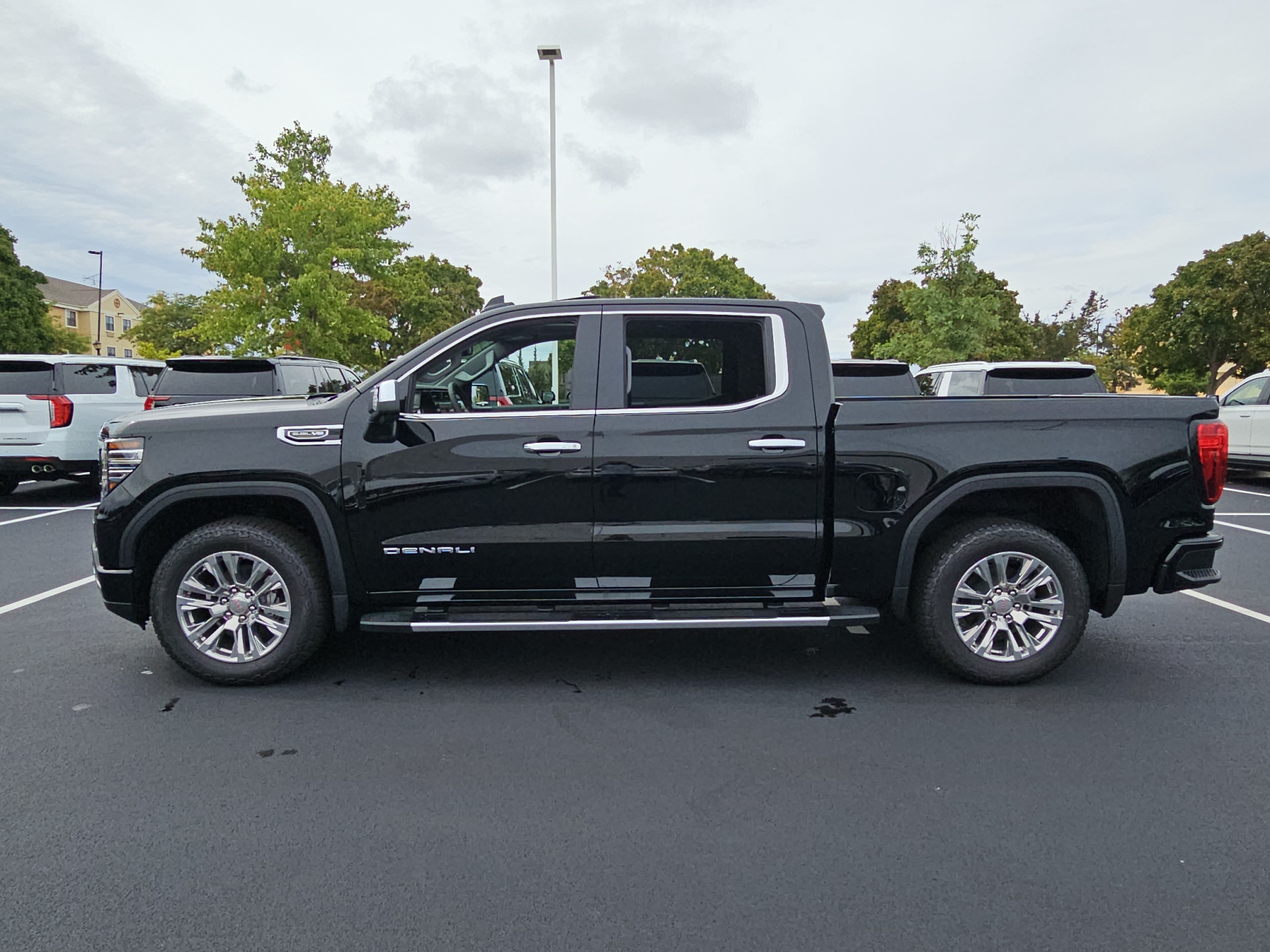 2025 GMC Sierra 1500 Denali 5