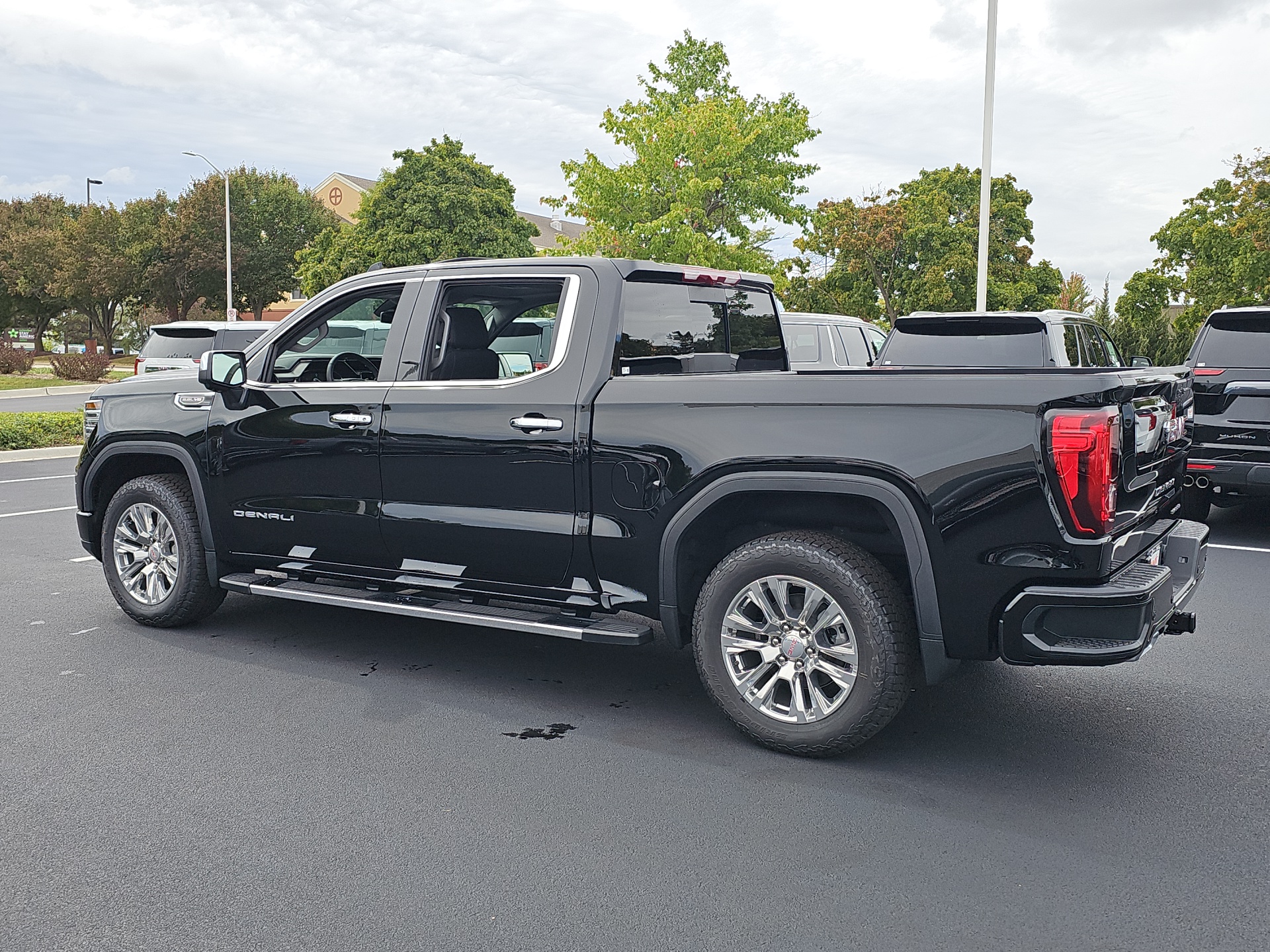 2025 GMC Sierra 1500 Denali 6