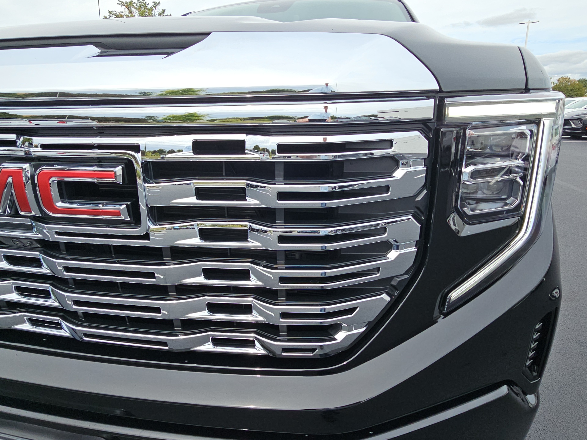 2025 GMC Sierra 1500 Denali 10