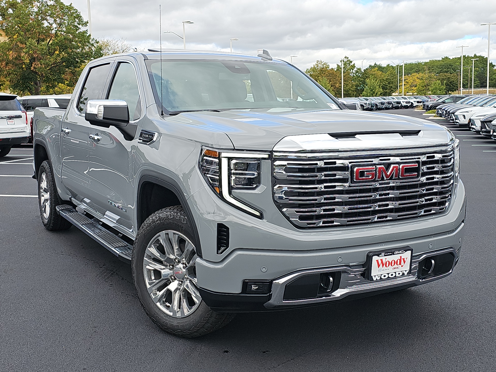 2025 GMC Sierra 1500 Denali 2