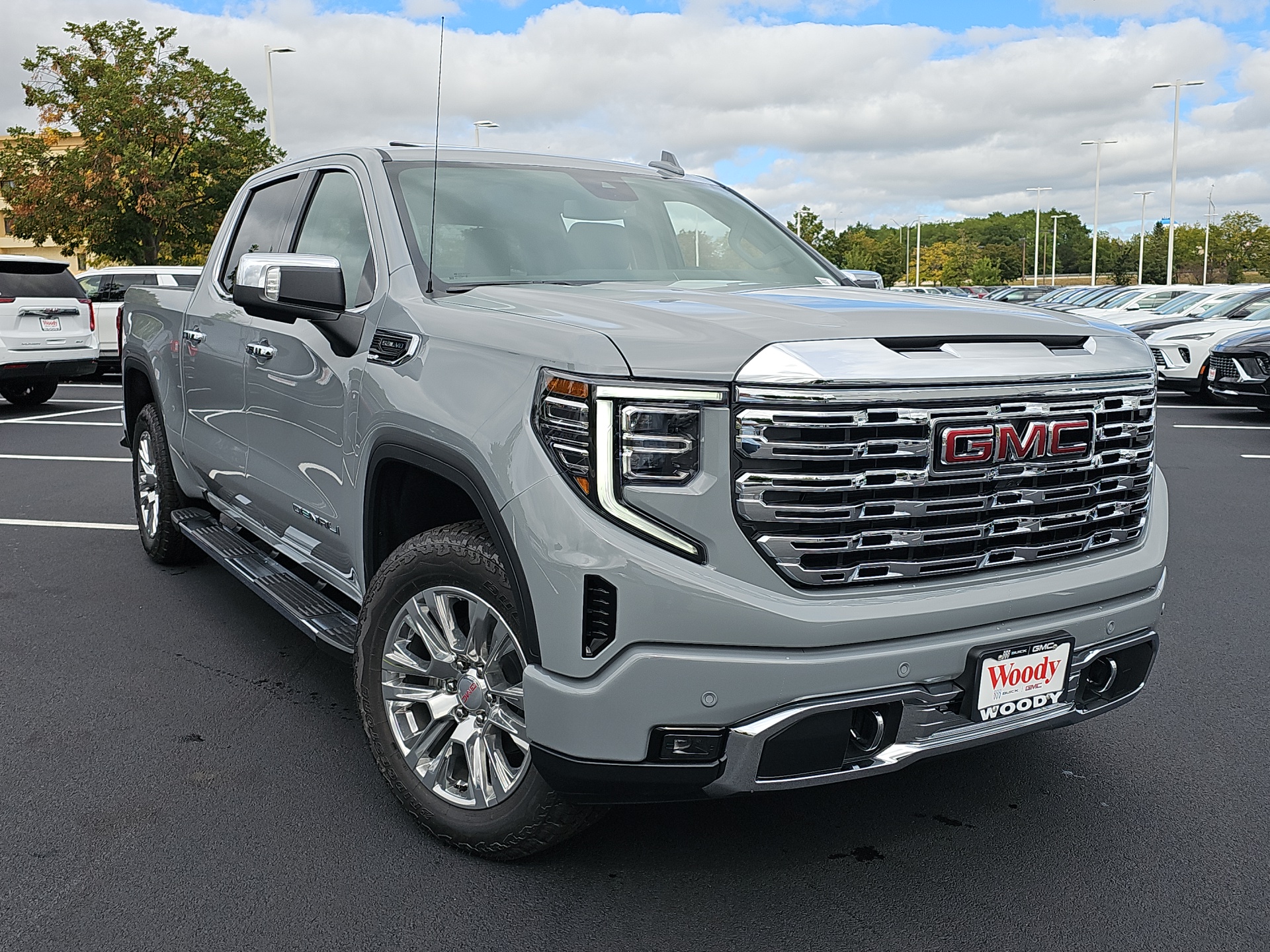 2025 GMC Sierra 1500 Denali 2