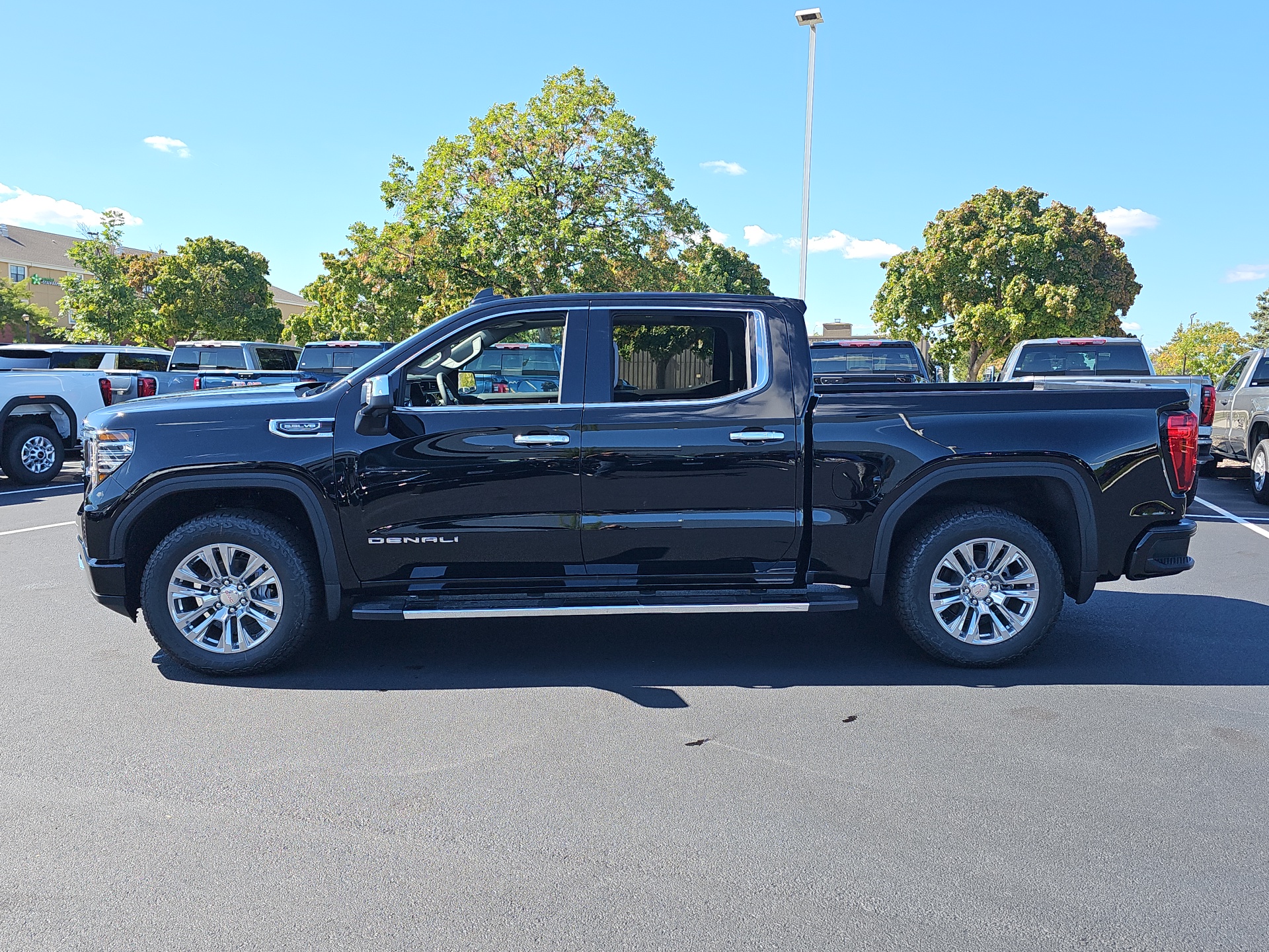 2025 GMC Sierra 1500 Denali 5