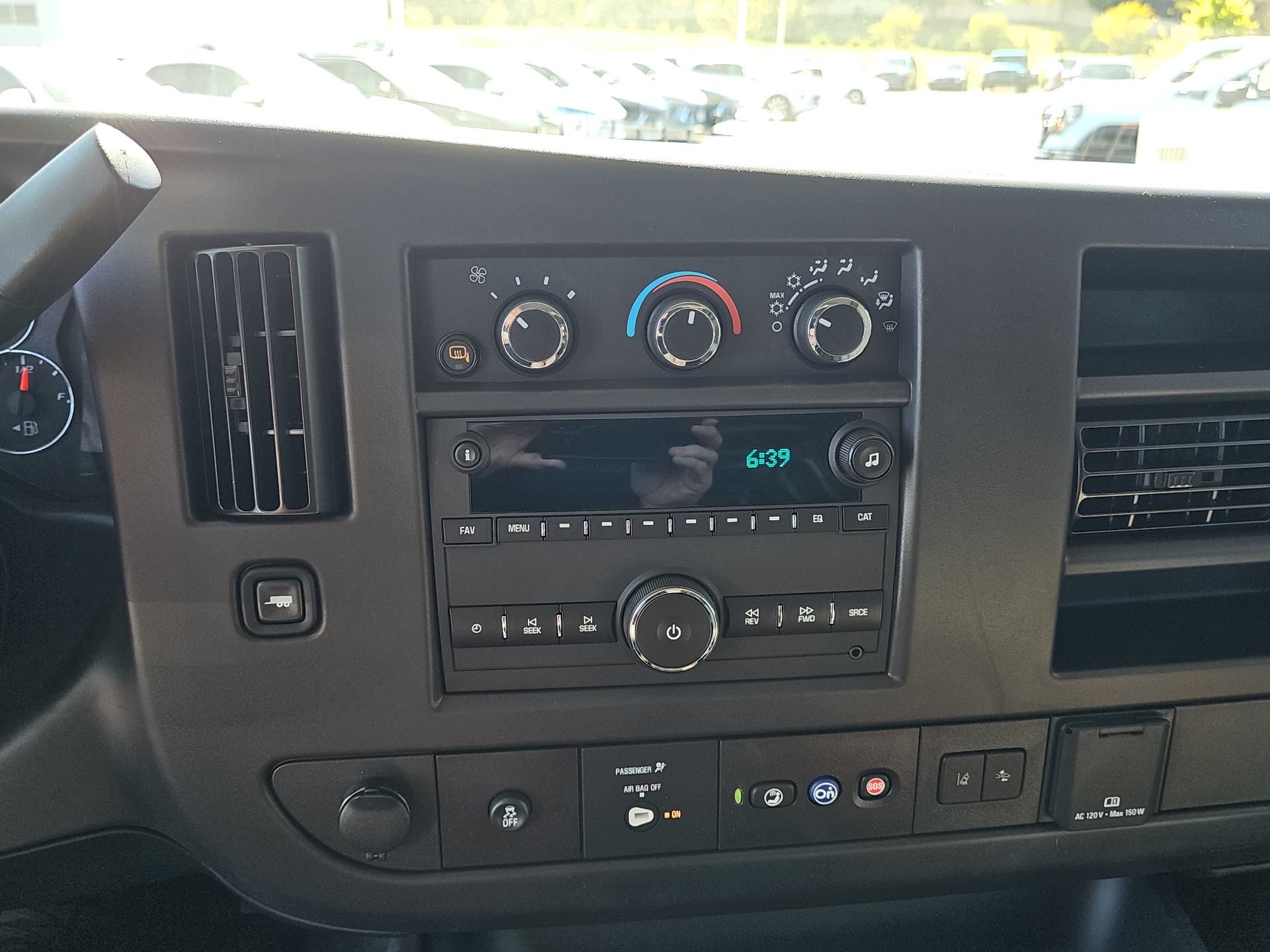 2024 GMC Savana 3500 Work Van 23