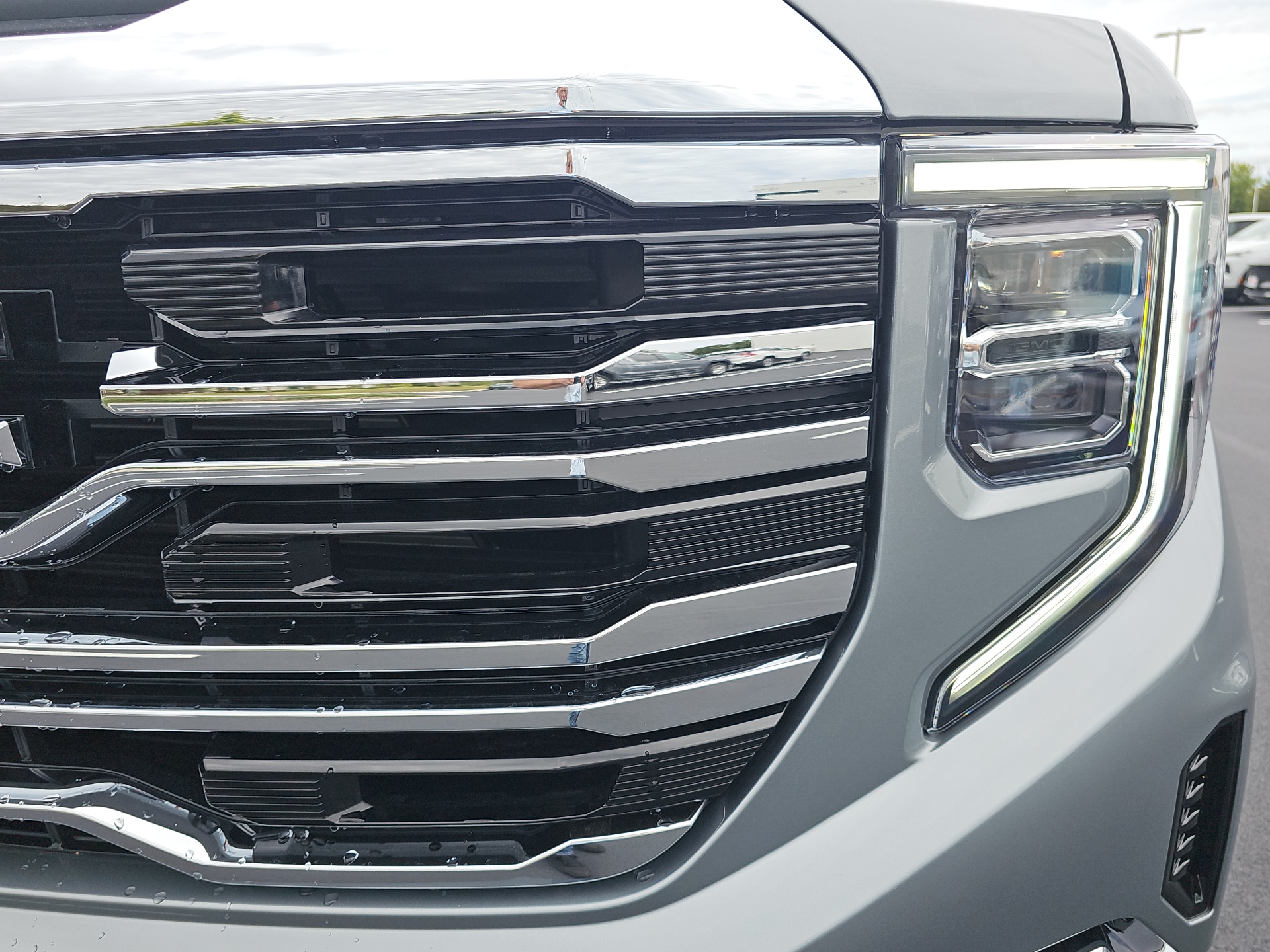 2025 GMC Sierra 1500 SLT 10