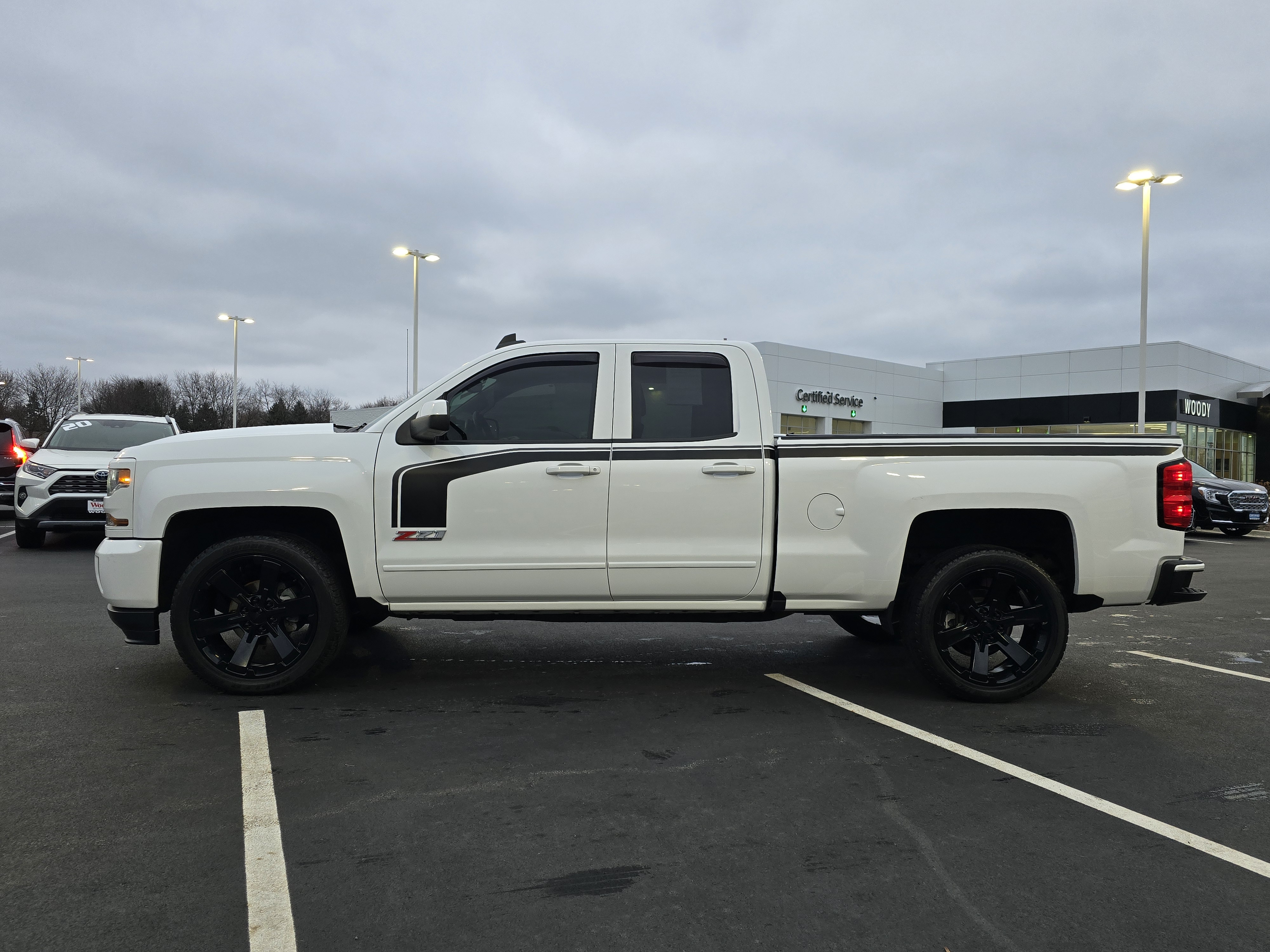 2017 Chevrolet Silverado 1500 LT 5