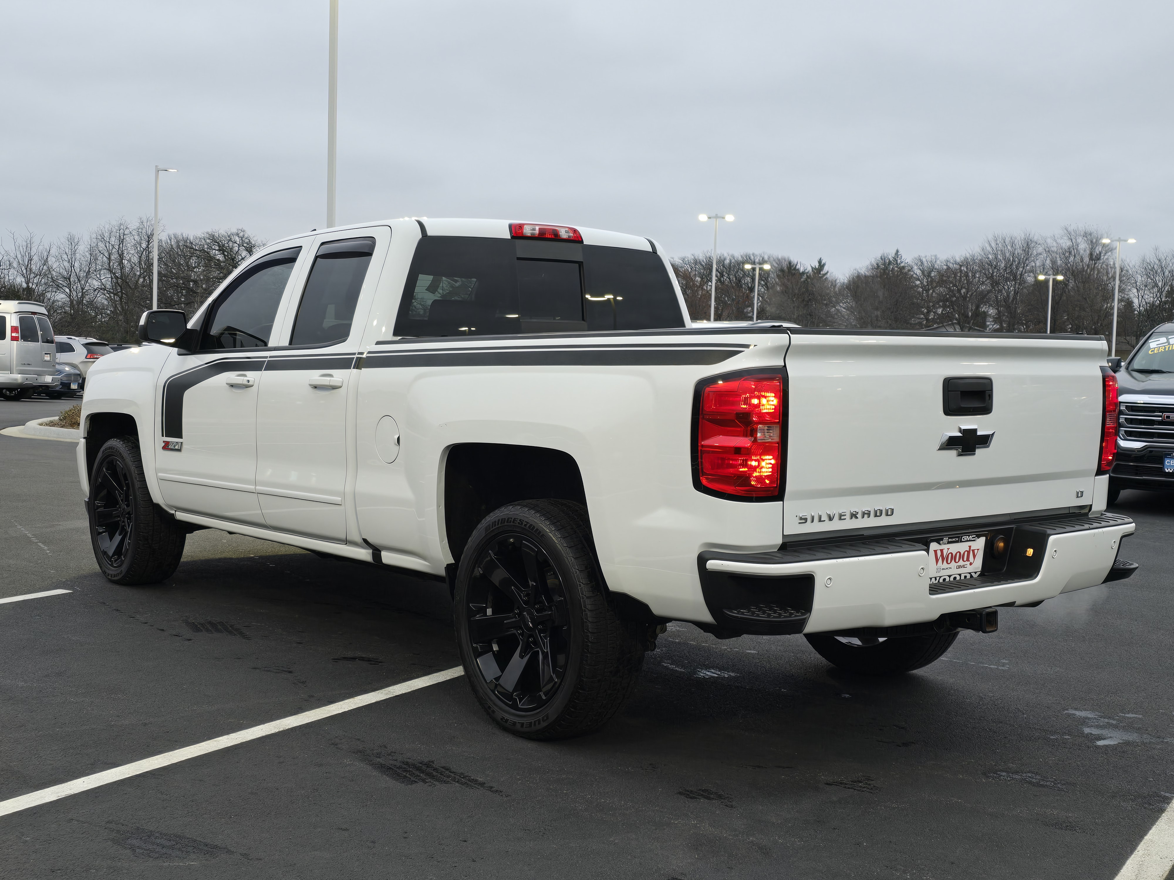 2017 Chevrolet Silverado 1500 LT 6