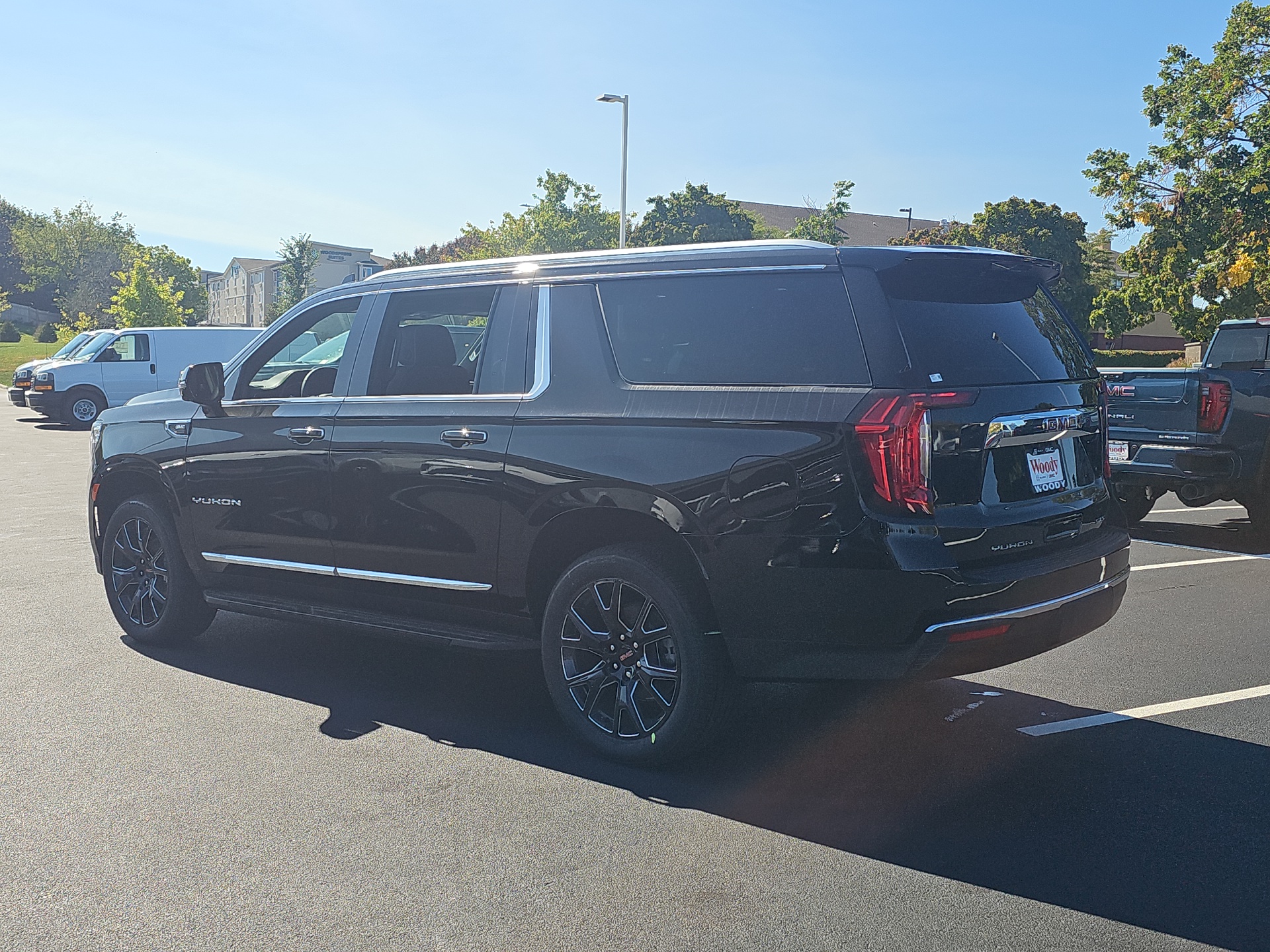 2024 GMC Yukon XL SLT 6