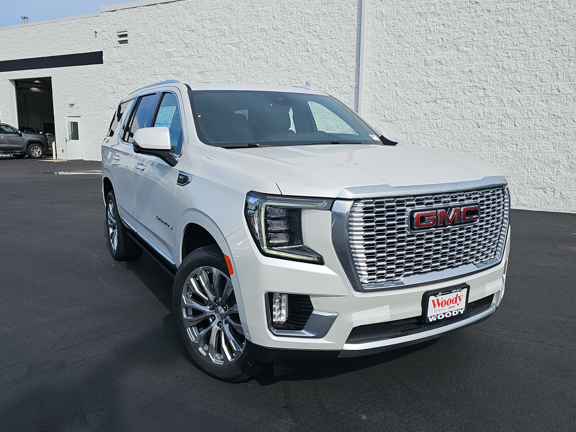 2024 GMC Yukon Denali 2